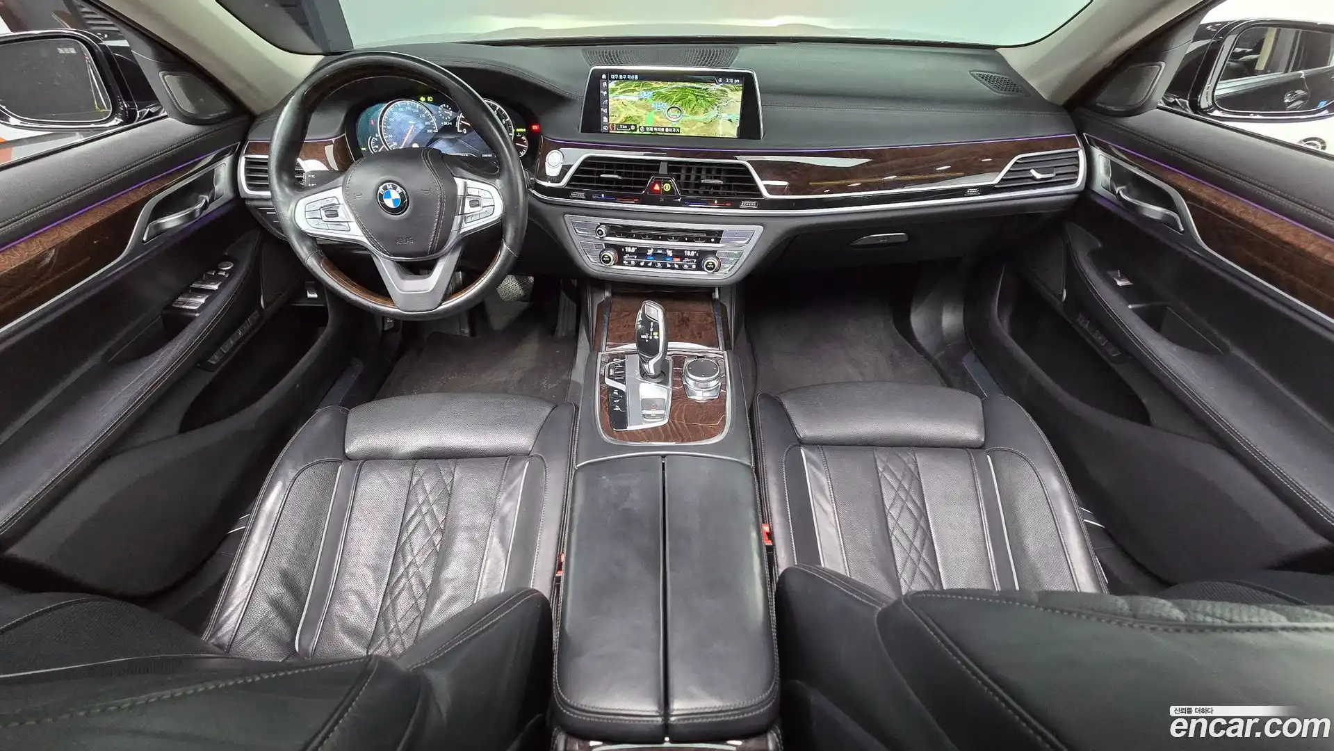 7-Series BMW 2016.10-INNER-007