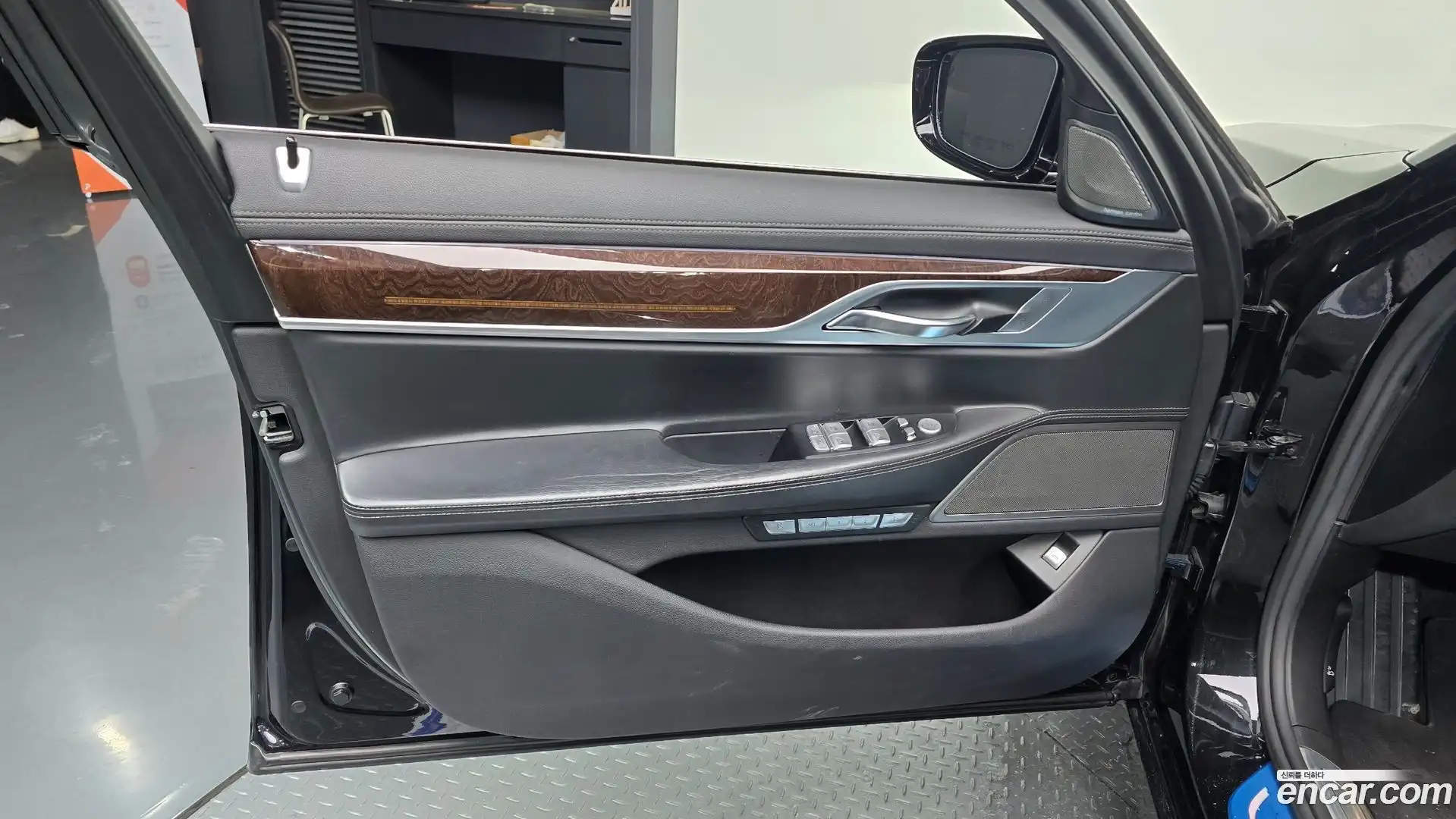 7-Series BMW 2016.10-INNER-034