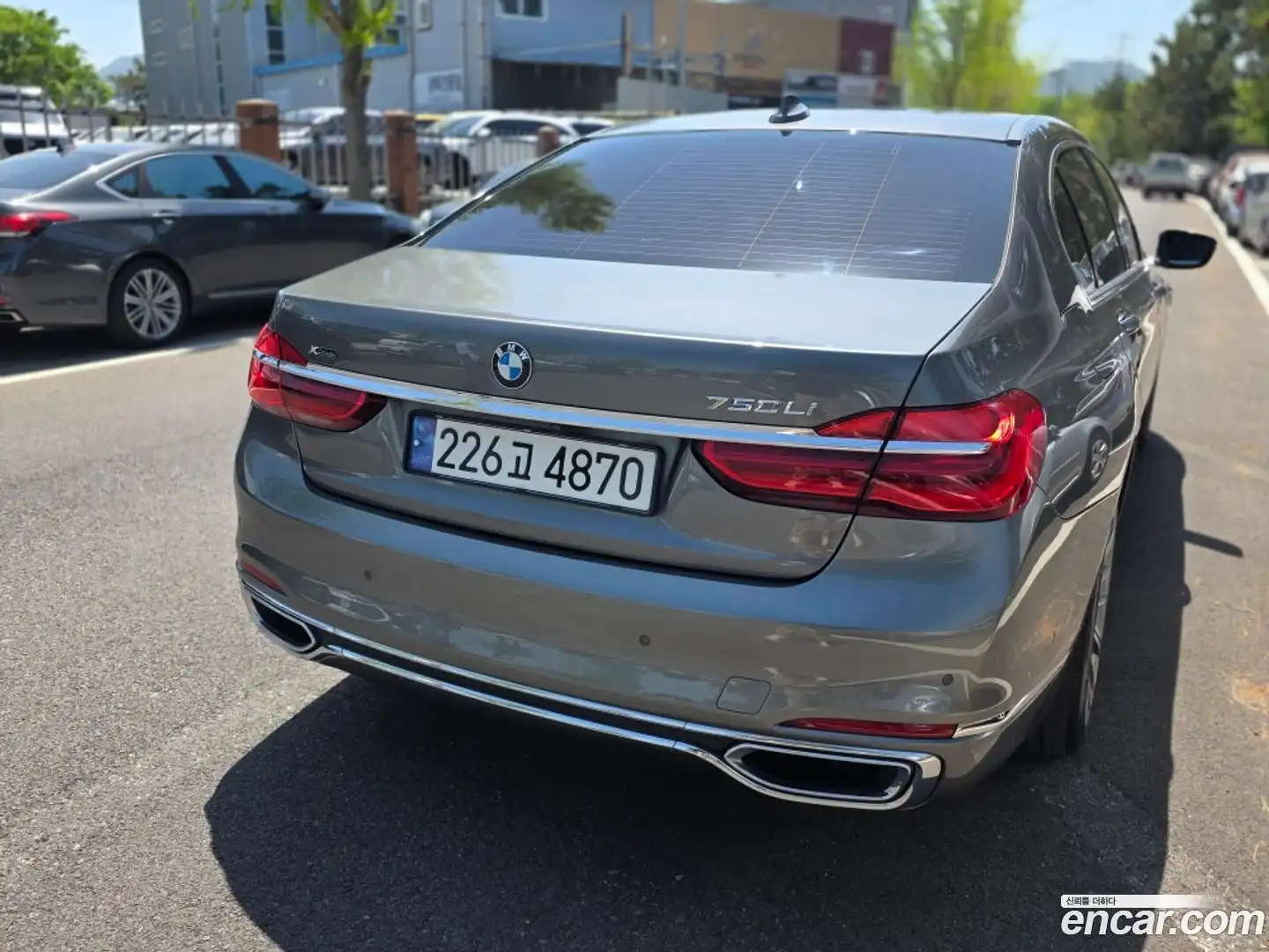 7-Series BMW 2016.6-OUTER-006