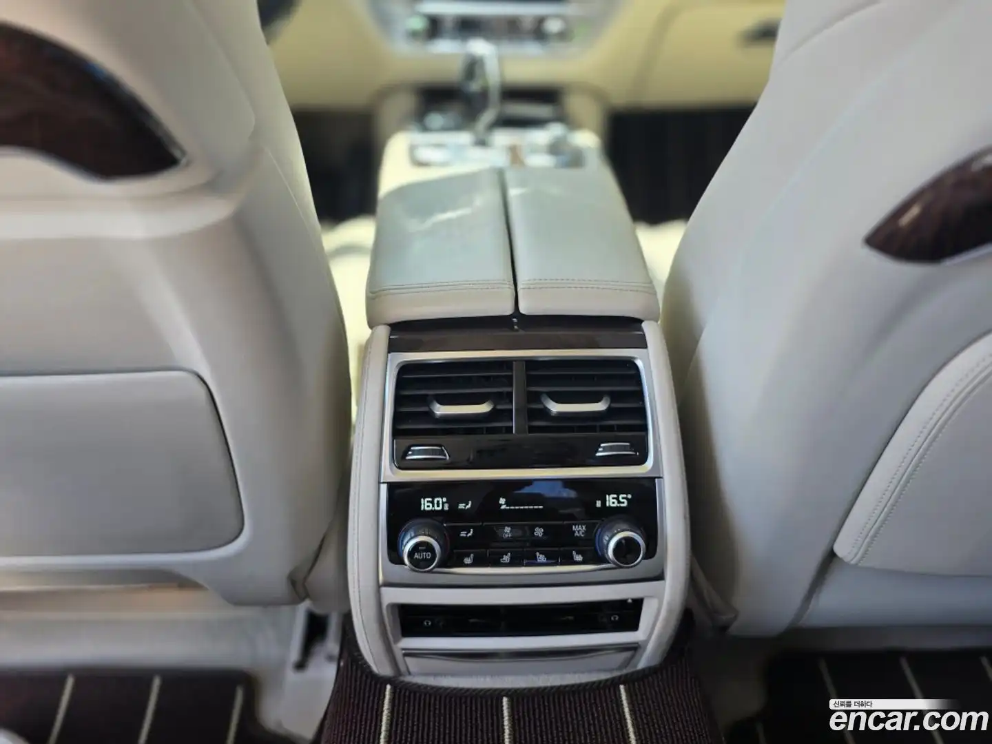 7-Series BMW 2016.6-OPTION-022
