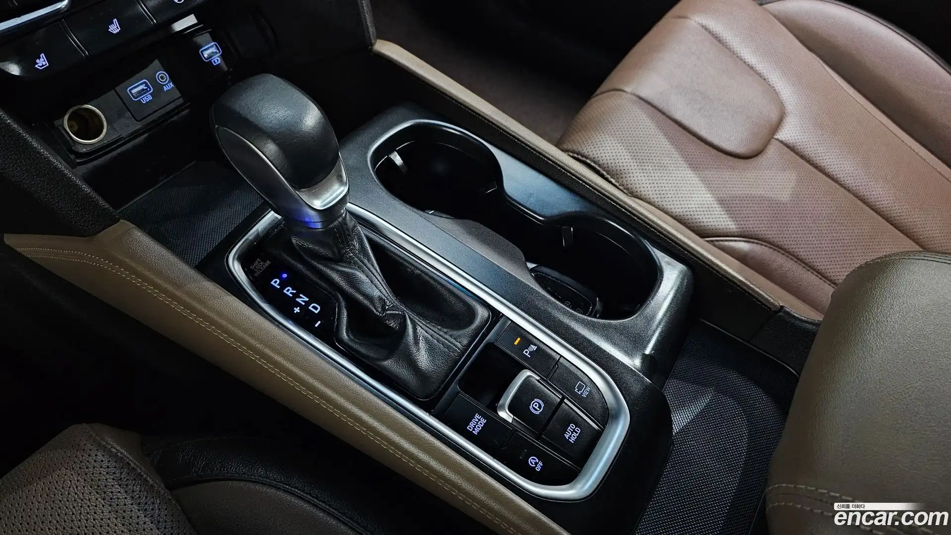Santafe Hyundai 2019.5-INNER-009