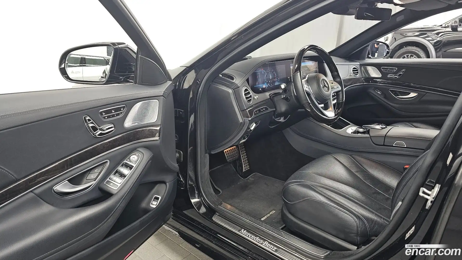 S-Class Mercedes-Benz 2018.3-INNER-010