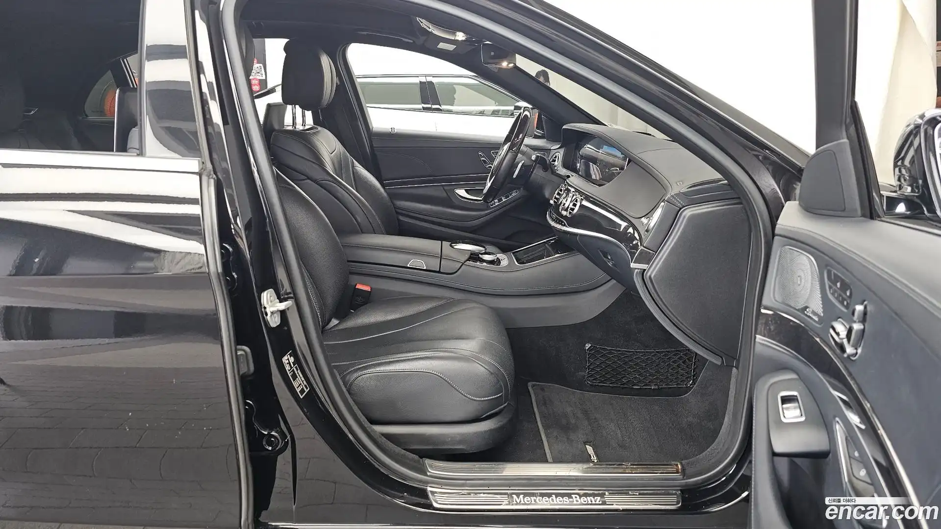 S-Class Mercedes-Benz 2018.3-OPTION-015