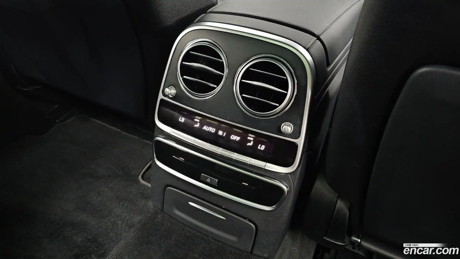 S-Class Mercedes-Benz 2018.3-OPTION-045