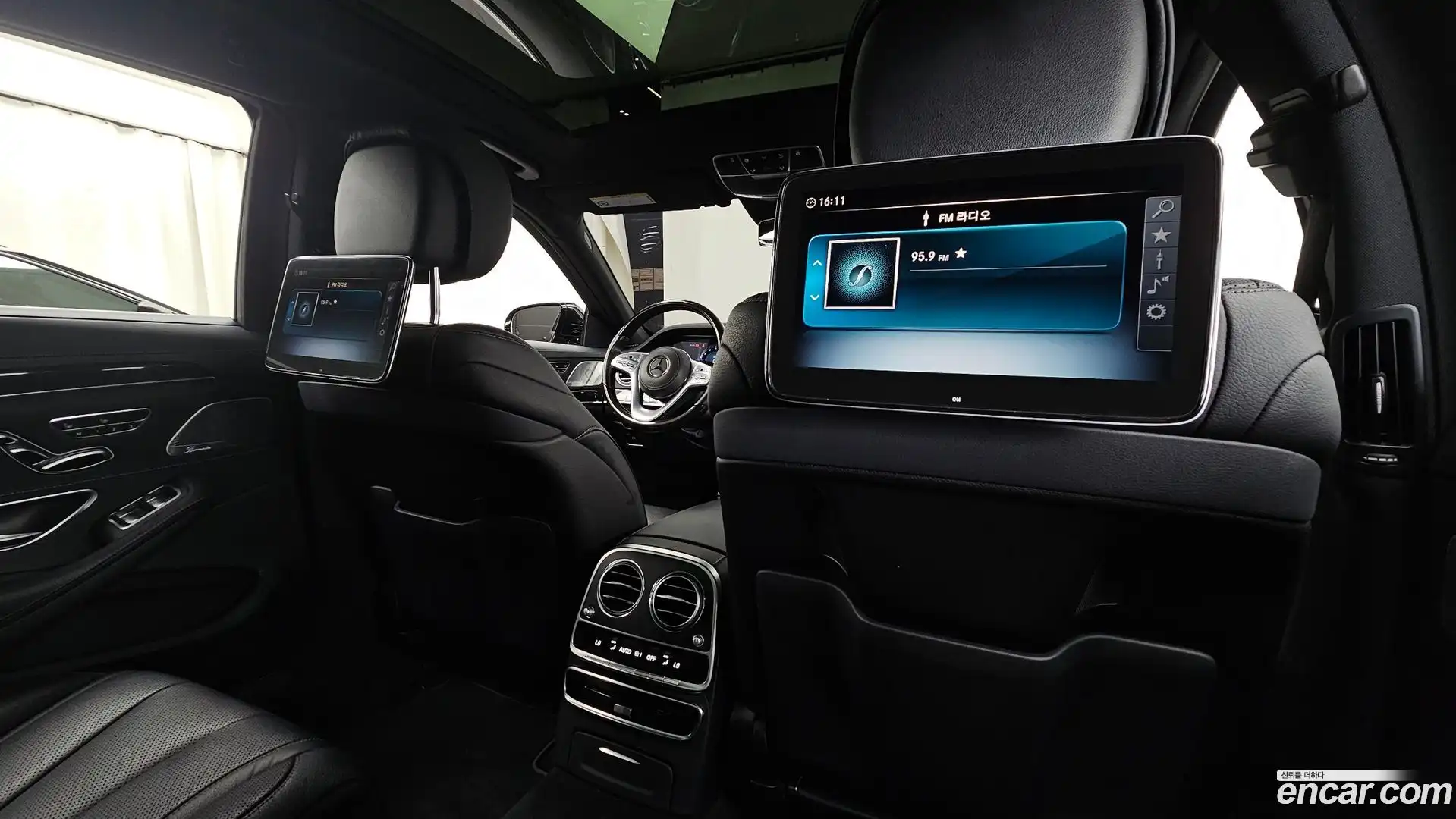 S-Class Mercedes-Benz 2018.3-OPTION-047
