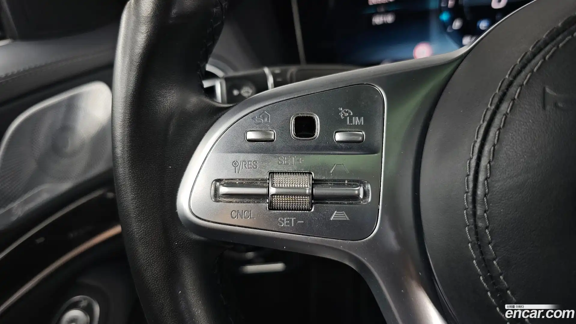 S-Class Mercedes-Benz 2018.3-OPTION-049