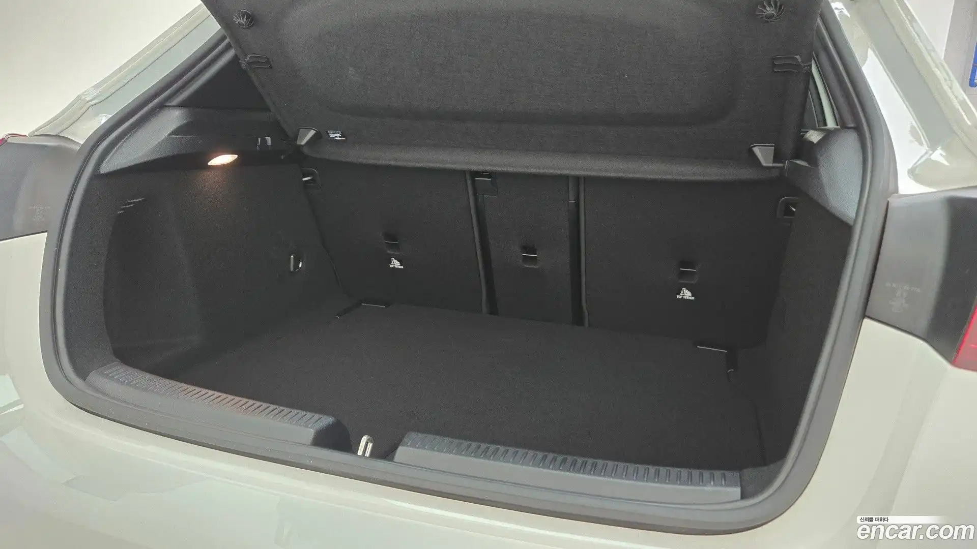 A-Class Mercedes-Benz 2025.8-OPTION-015