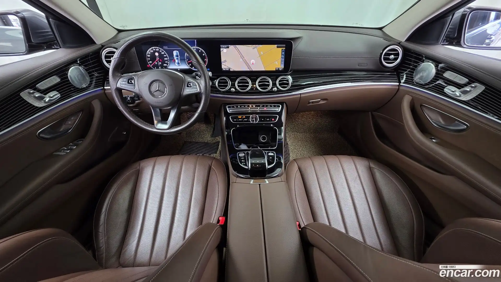 E-Class Mercedes-Benz 2017.1-INNER-007