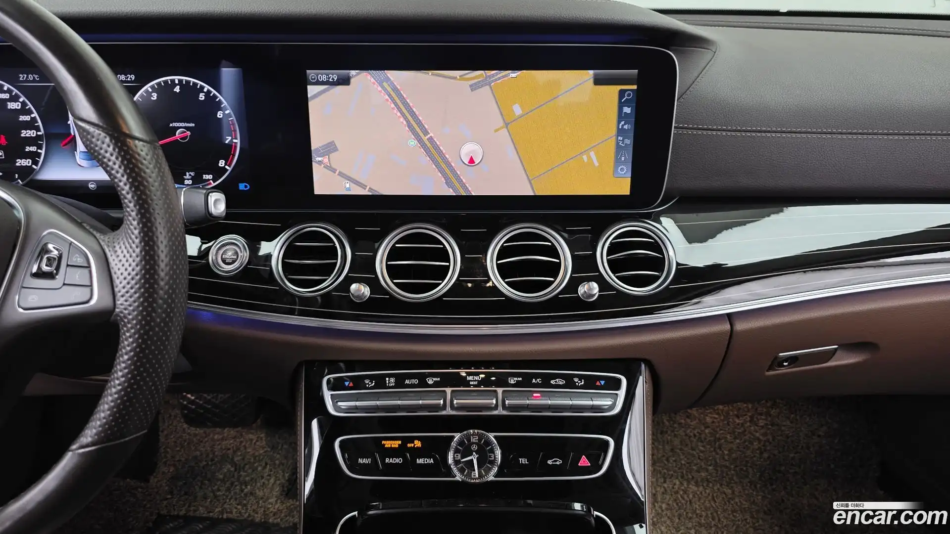 E-Class Mercedes-Benz 2017.1-OPTION-018