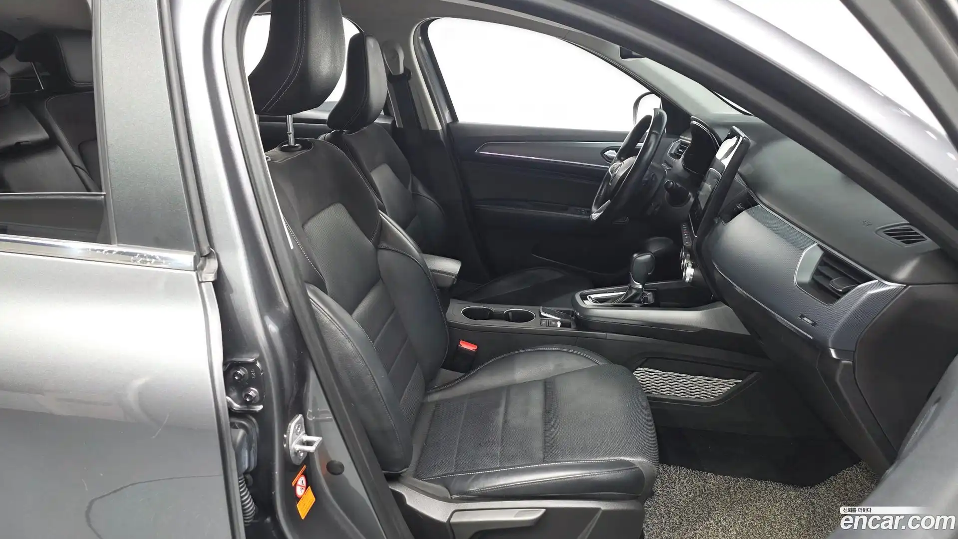 XM3 Renault Korea 2020.11-INNER-036
