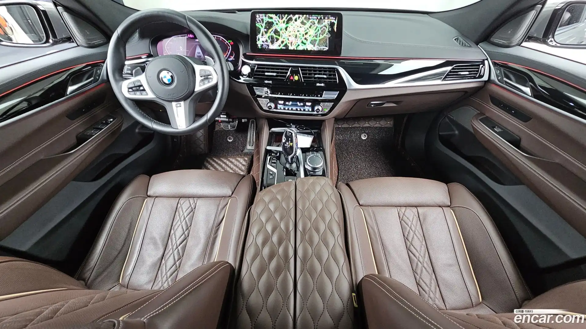 Gran Turismo BMW 2022.9-INNER-007