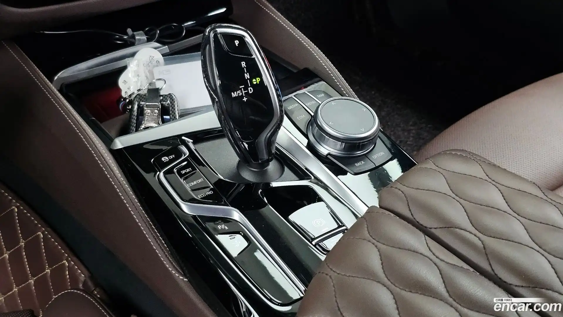 Gran Turismo BMW 2022.9-INNER-009