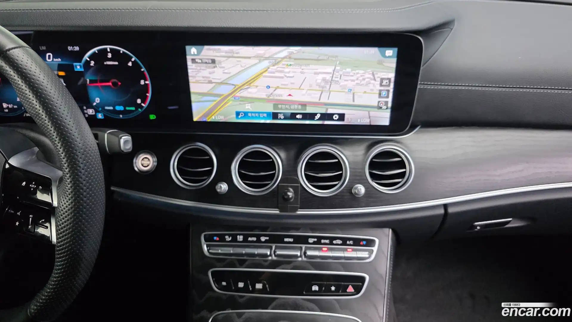 E-Class Mercedes-Benz 2022.11-OPTION-018