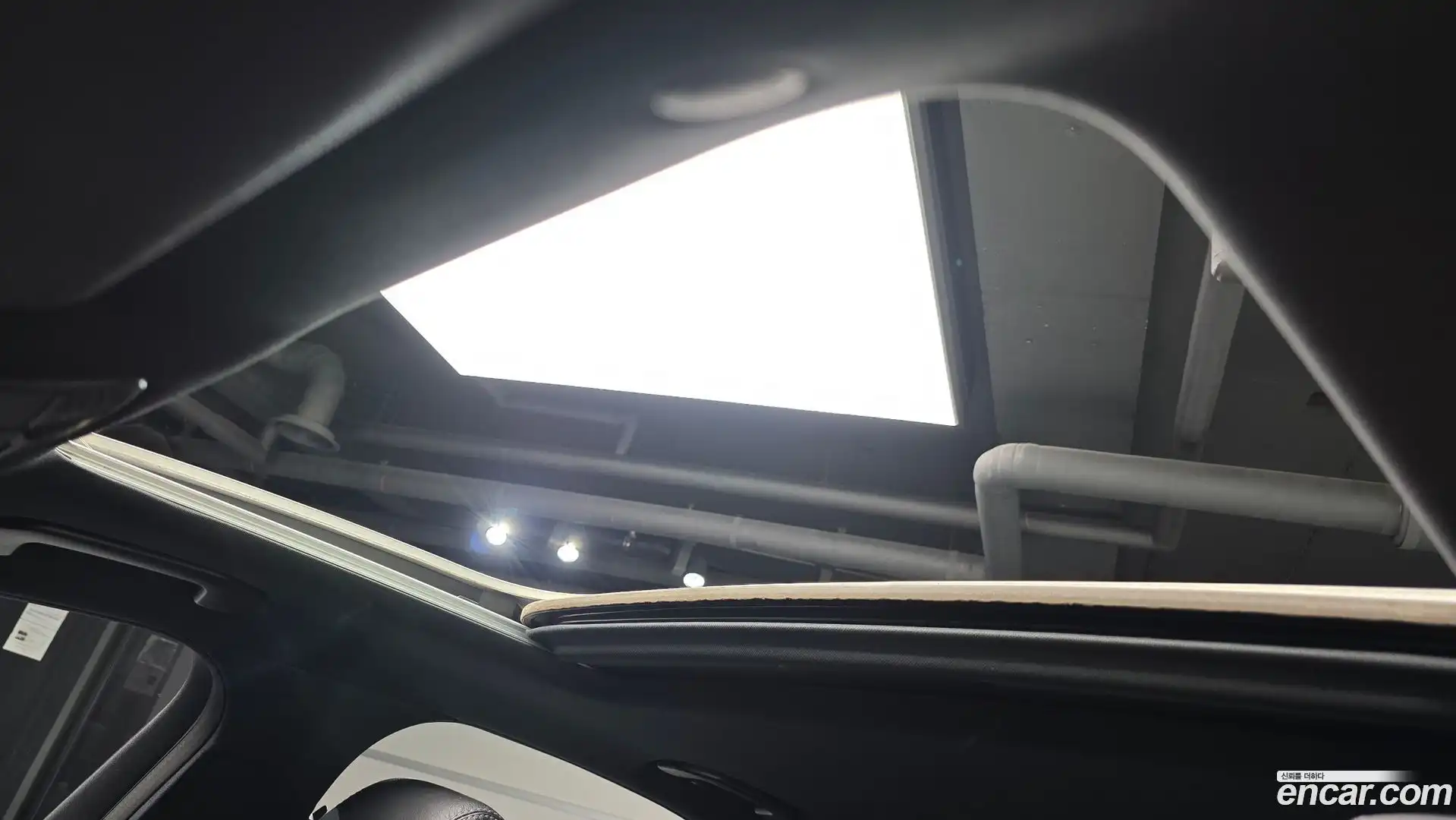 E-Class Mercedes-Benz 2022.11-OPTION-020