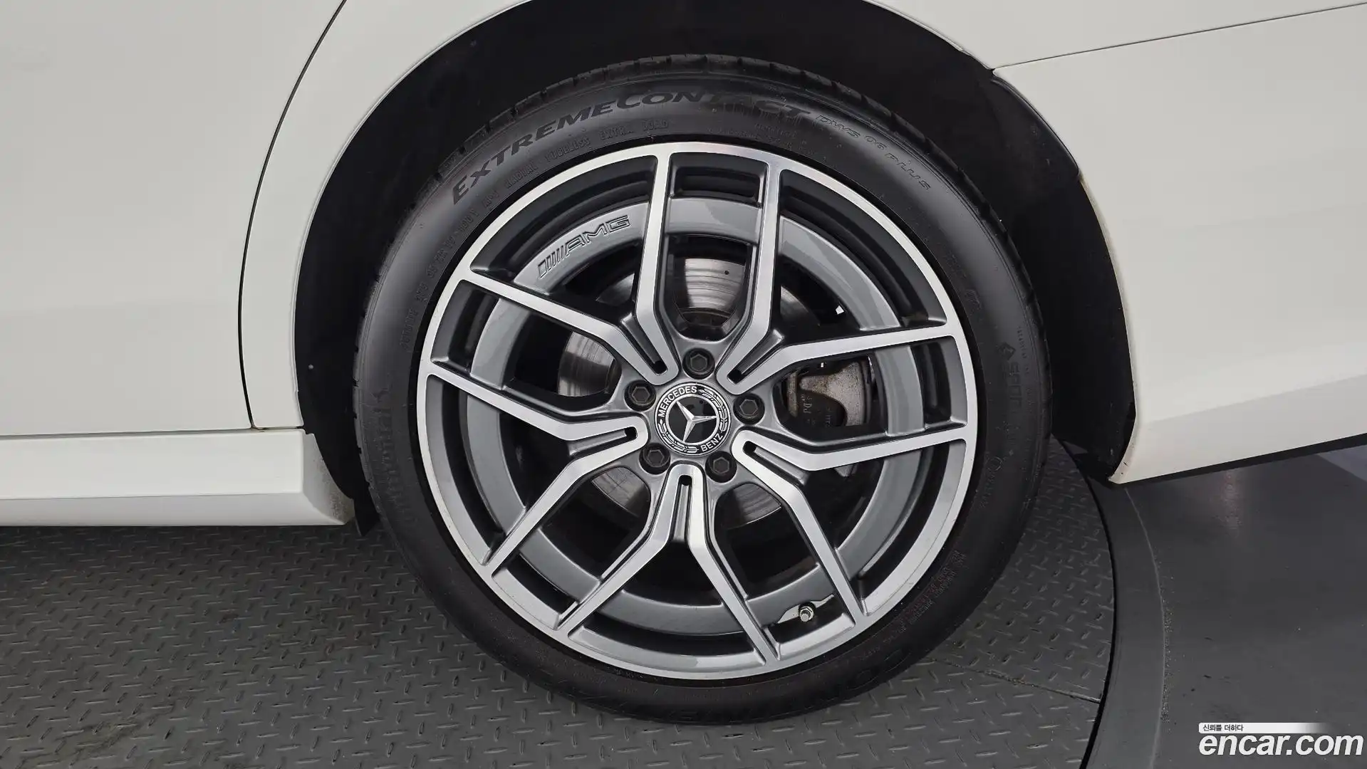 E-Class Mercedes-Benz 2022.11-OUTER-031