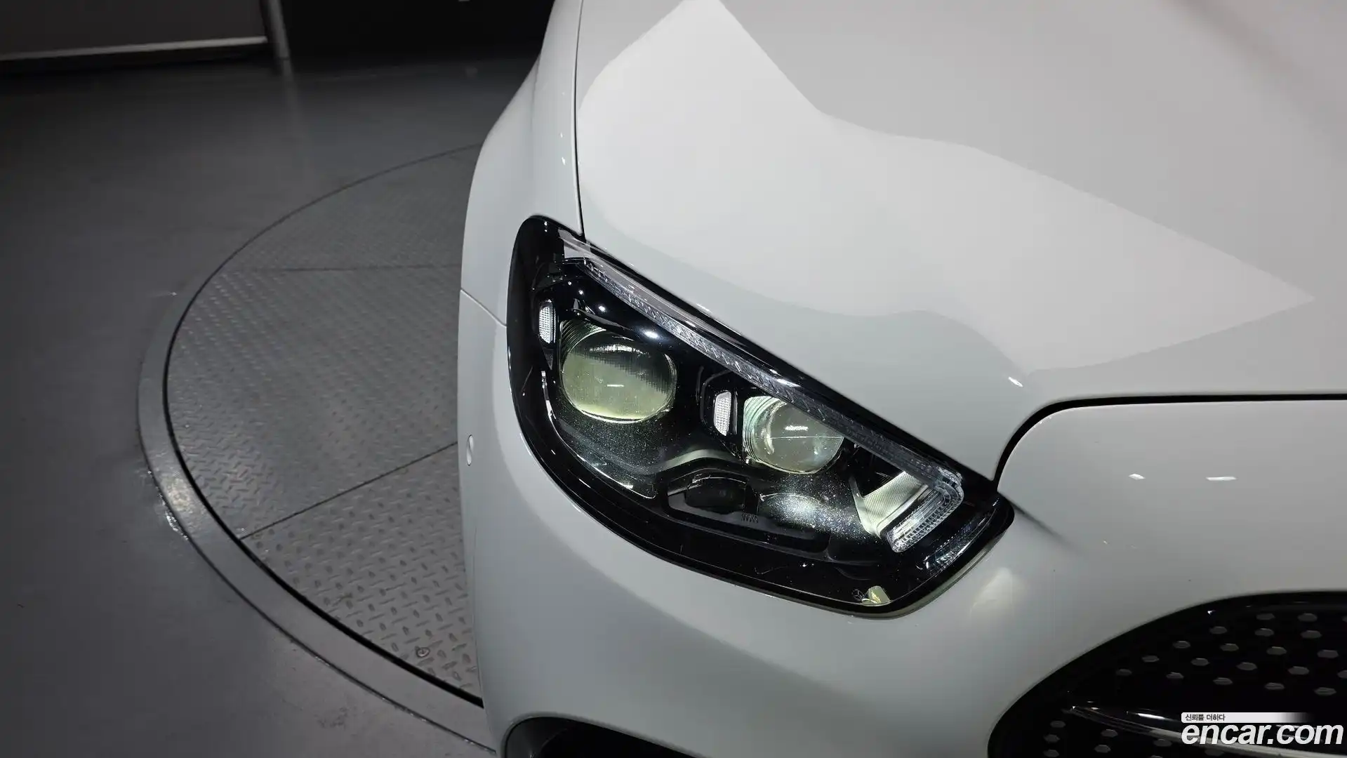 E-Class Mercedes-Benz 2022.11-OUTER-032