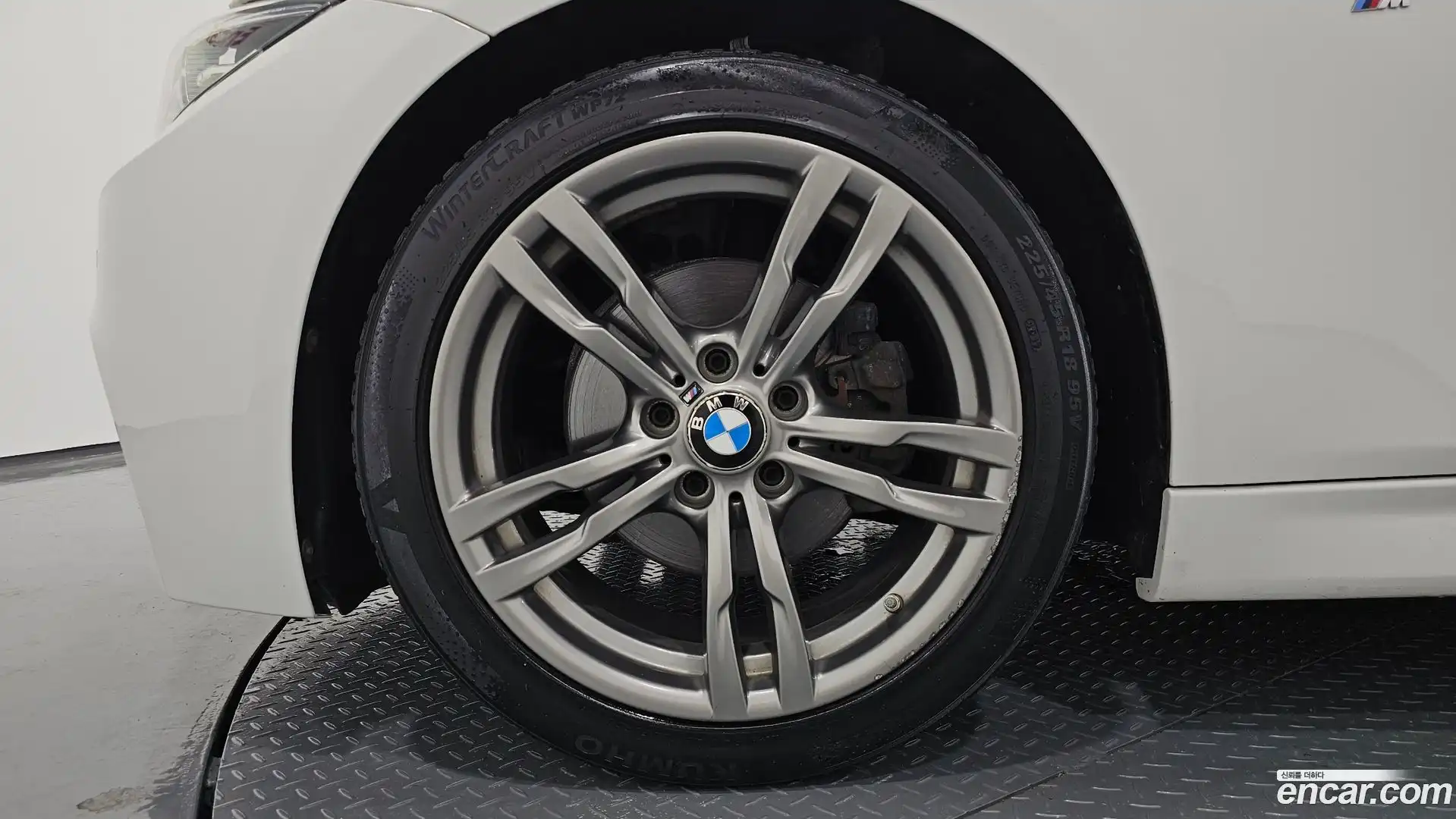 3-Series BMW 2017.9-OUTER-005