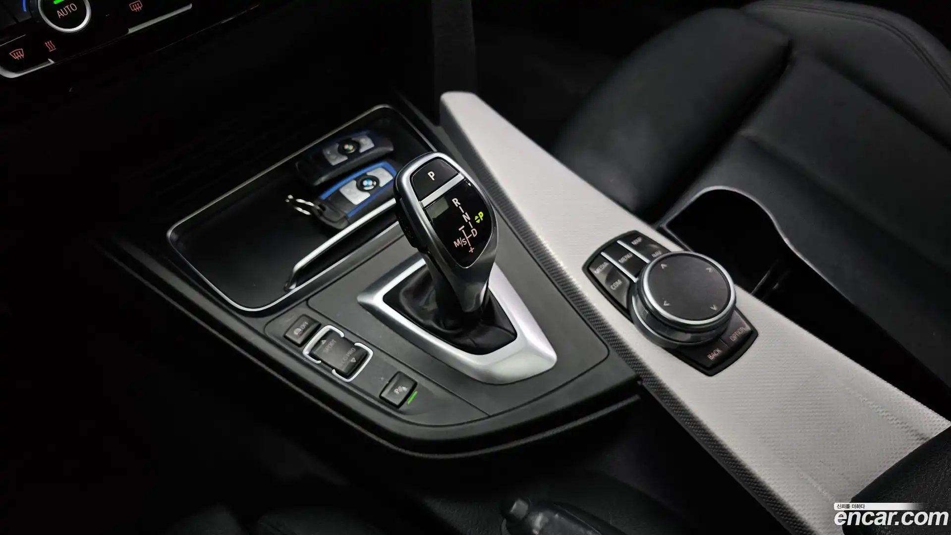 3-Series BMW 2017.9-INNER-009