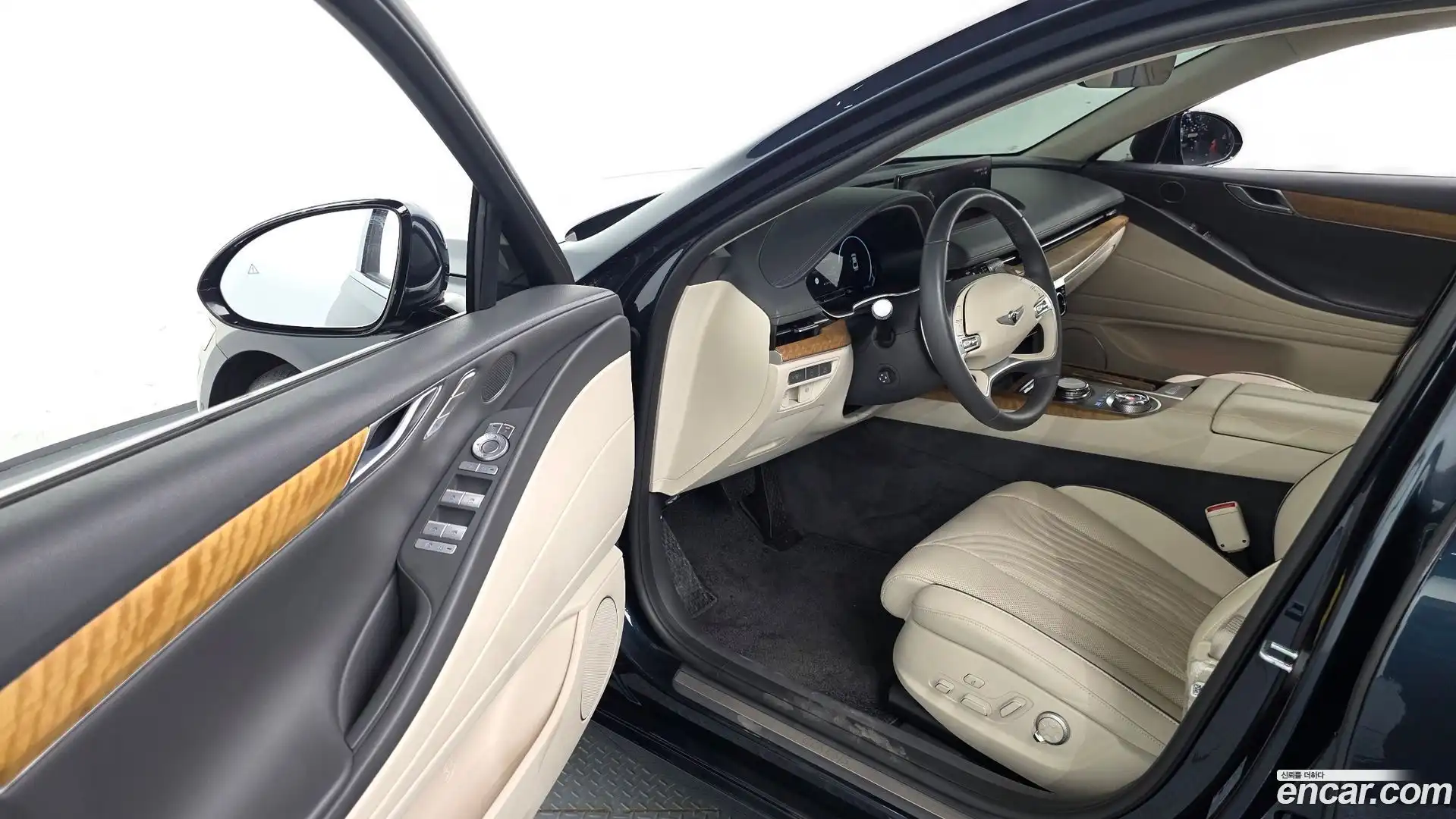 G80 Genesis 2023.4-INNER-010
