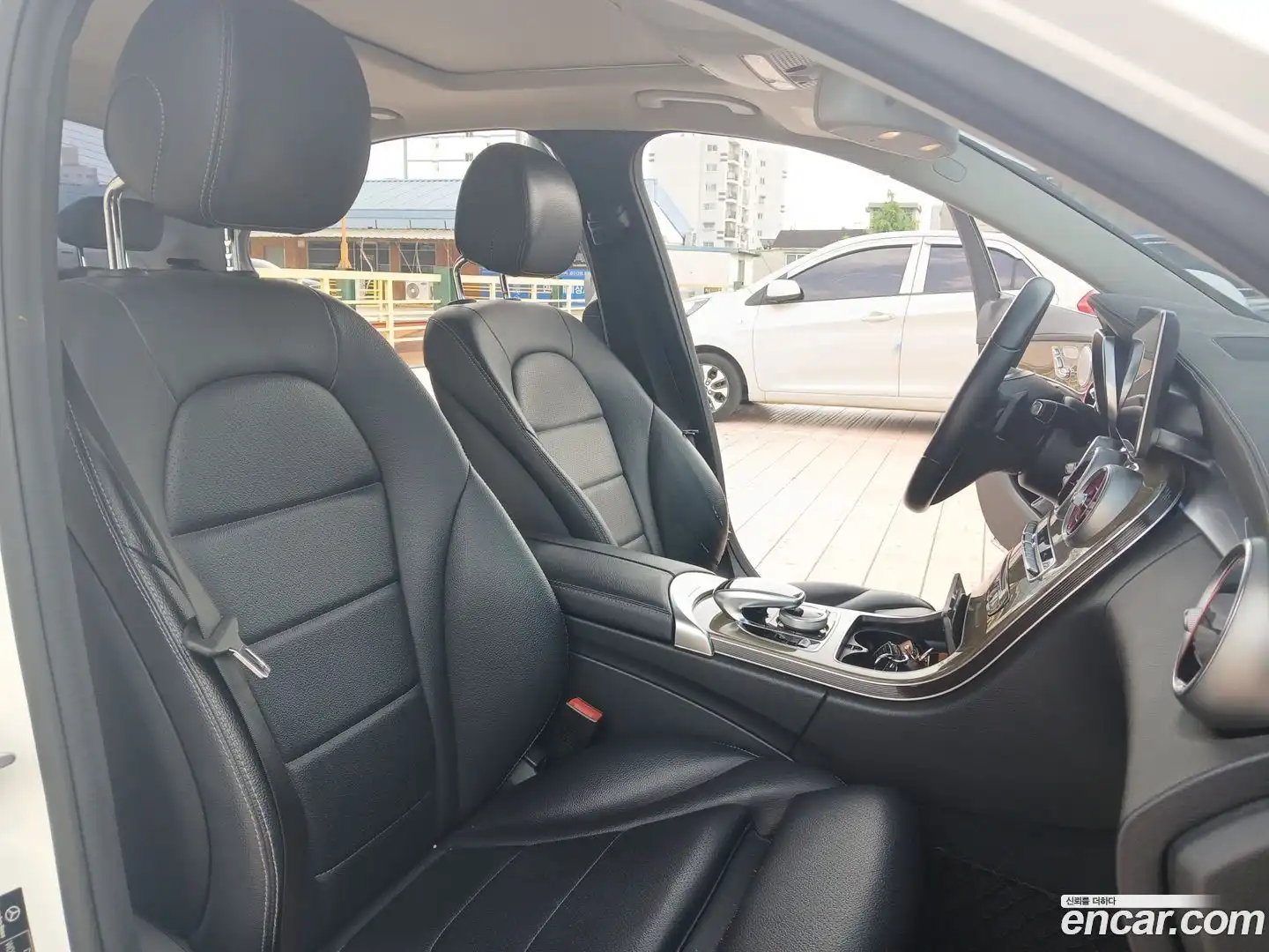 C-Class Mercedes-Benz 2016.7-OPTION-015