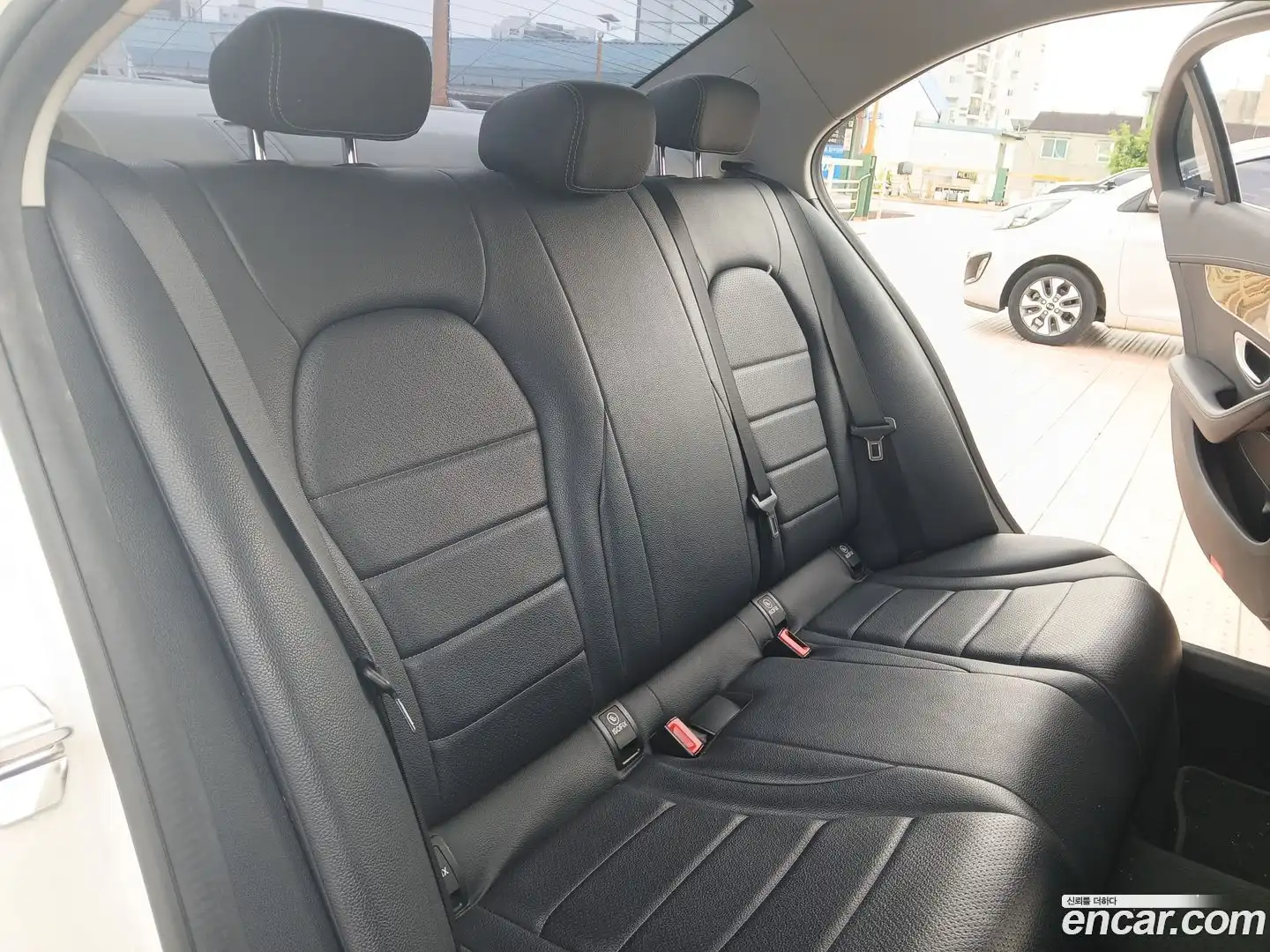 C-Class Mercedes-Benz 2016.7-OPTION-016