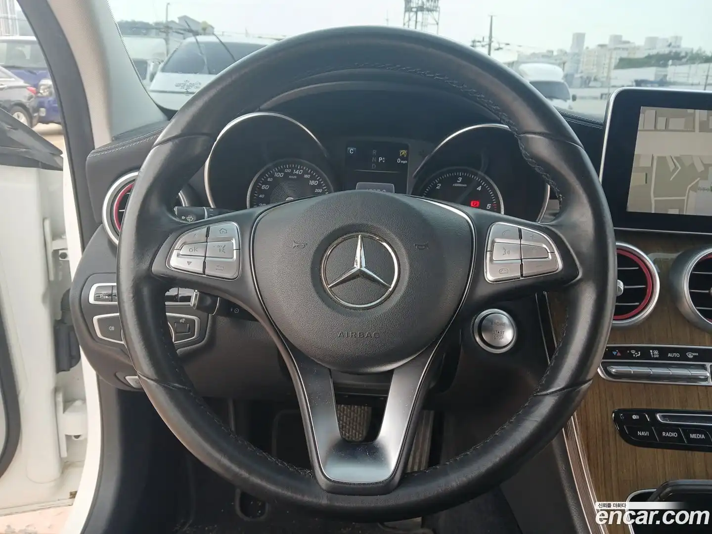 C-Class Mercedes-Benz 2016.7-OPTION-018