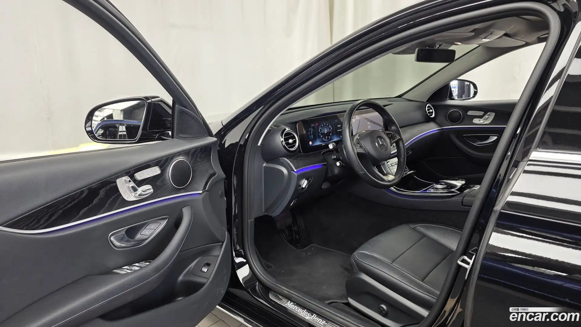 E-Class Mercedes-Benz 2016.8-INNER-010