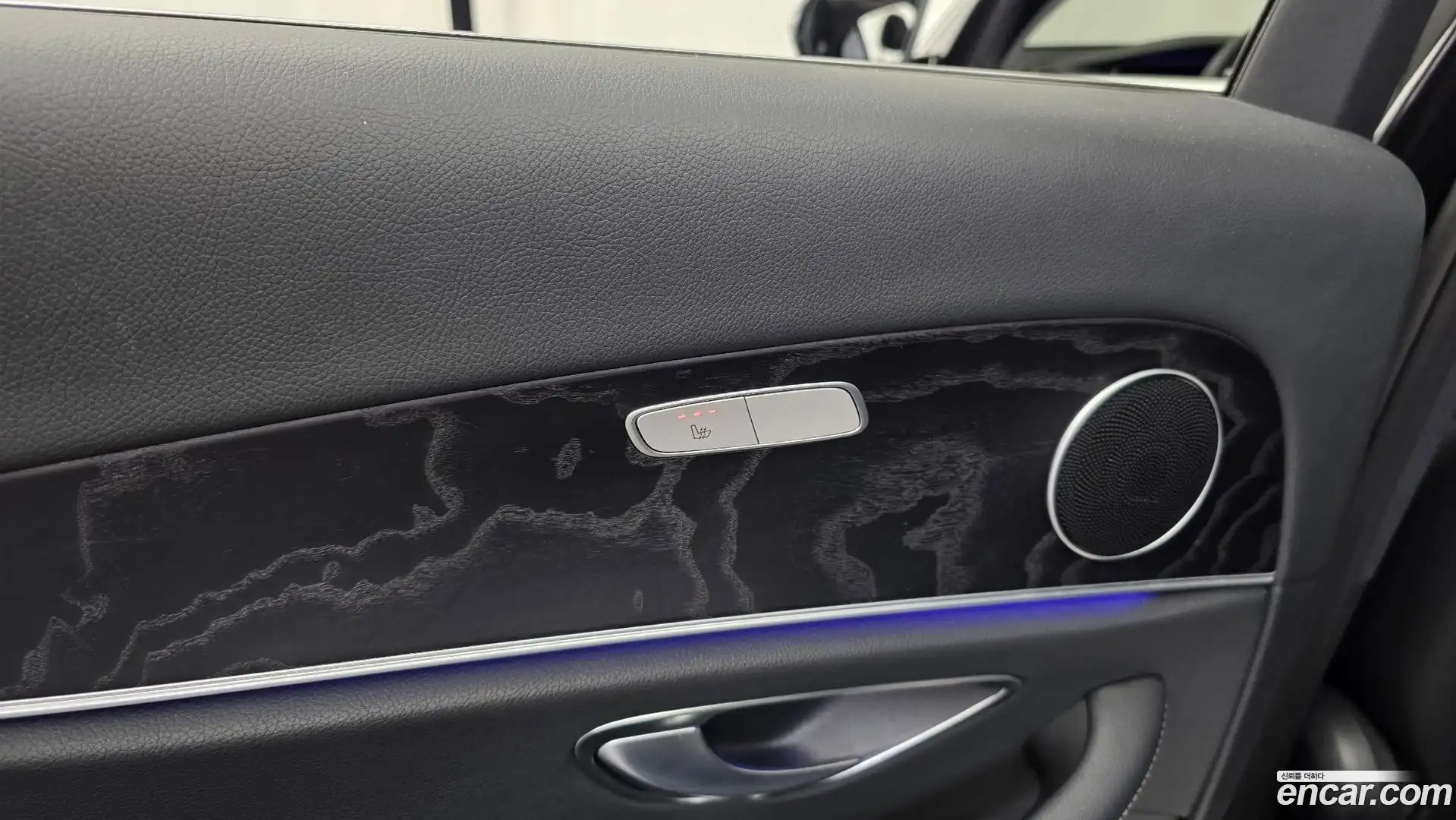 E-Class Mercedes-Benz 2016.8-OPTION-023