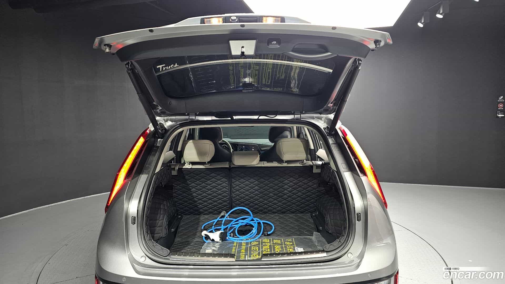 Niro Kia 2022.8-OPTION-024