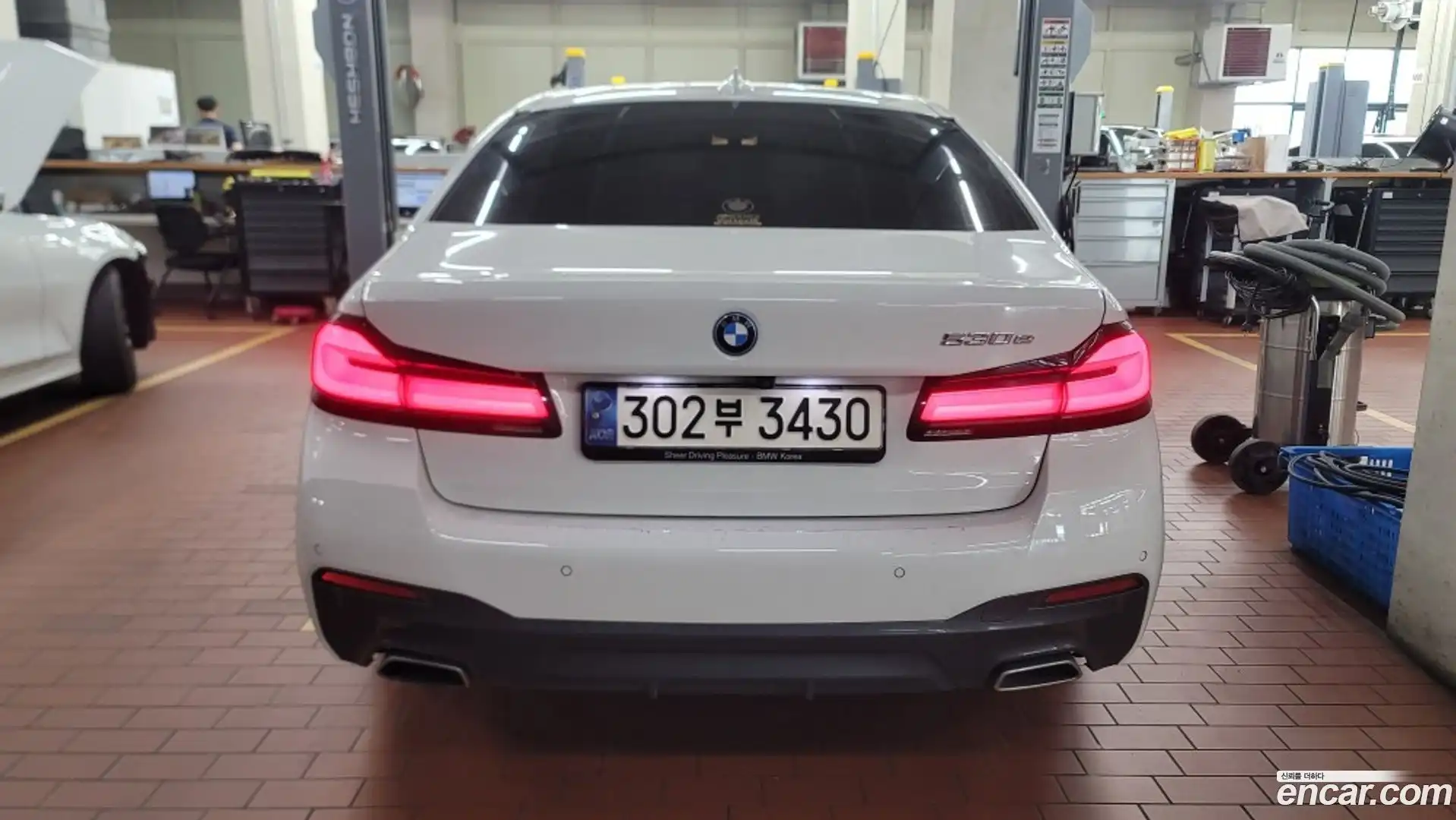 5-Series BMW 2021.11-OUTER-002