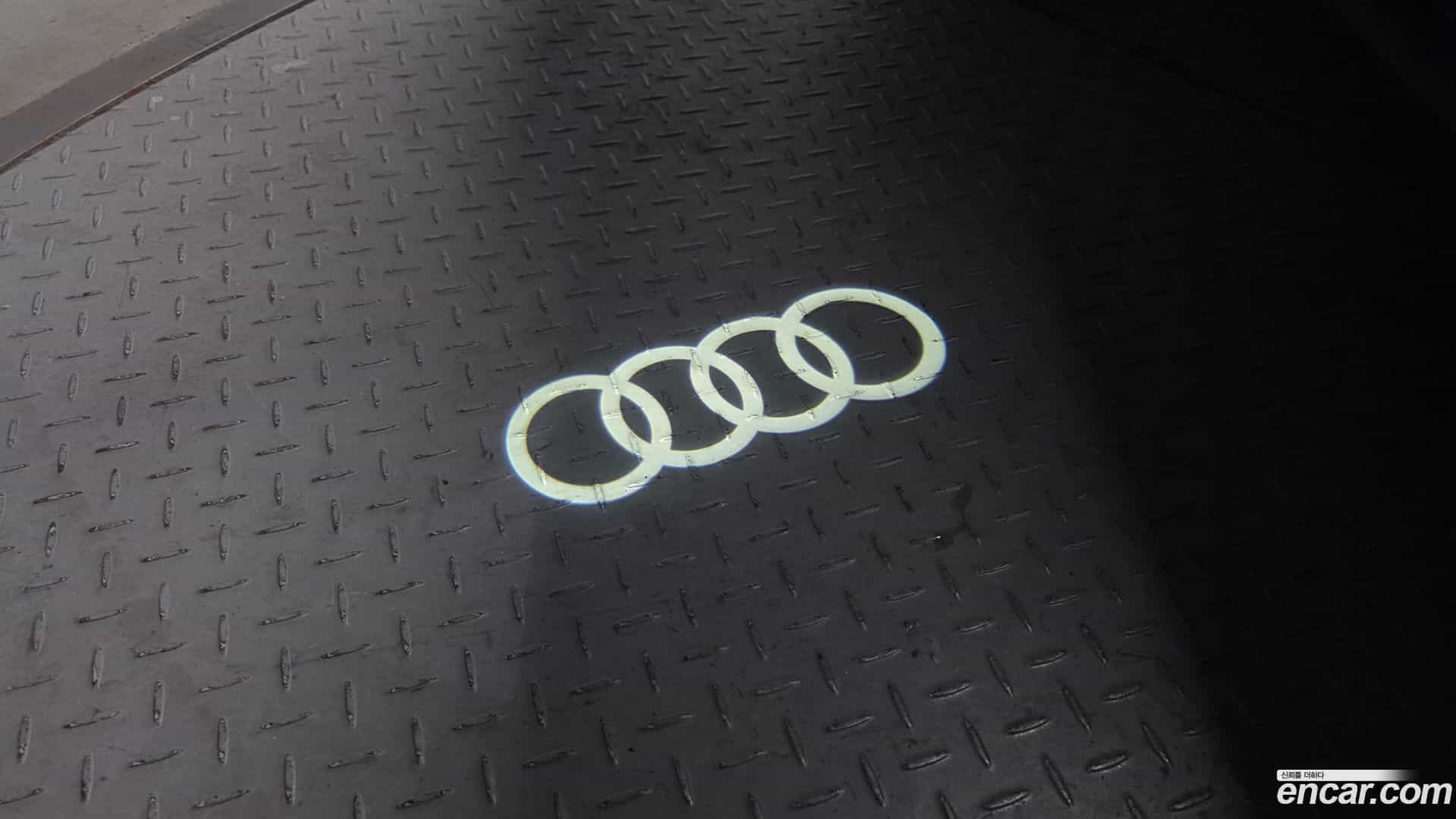 A8 Audi 2021.5-OPTION-022