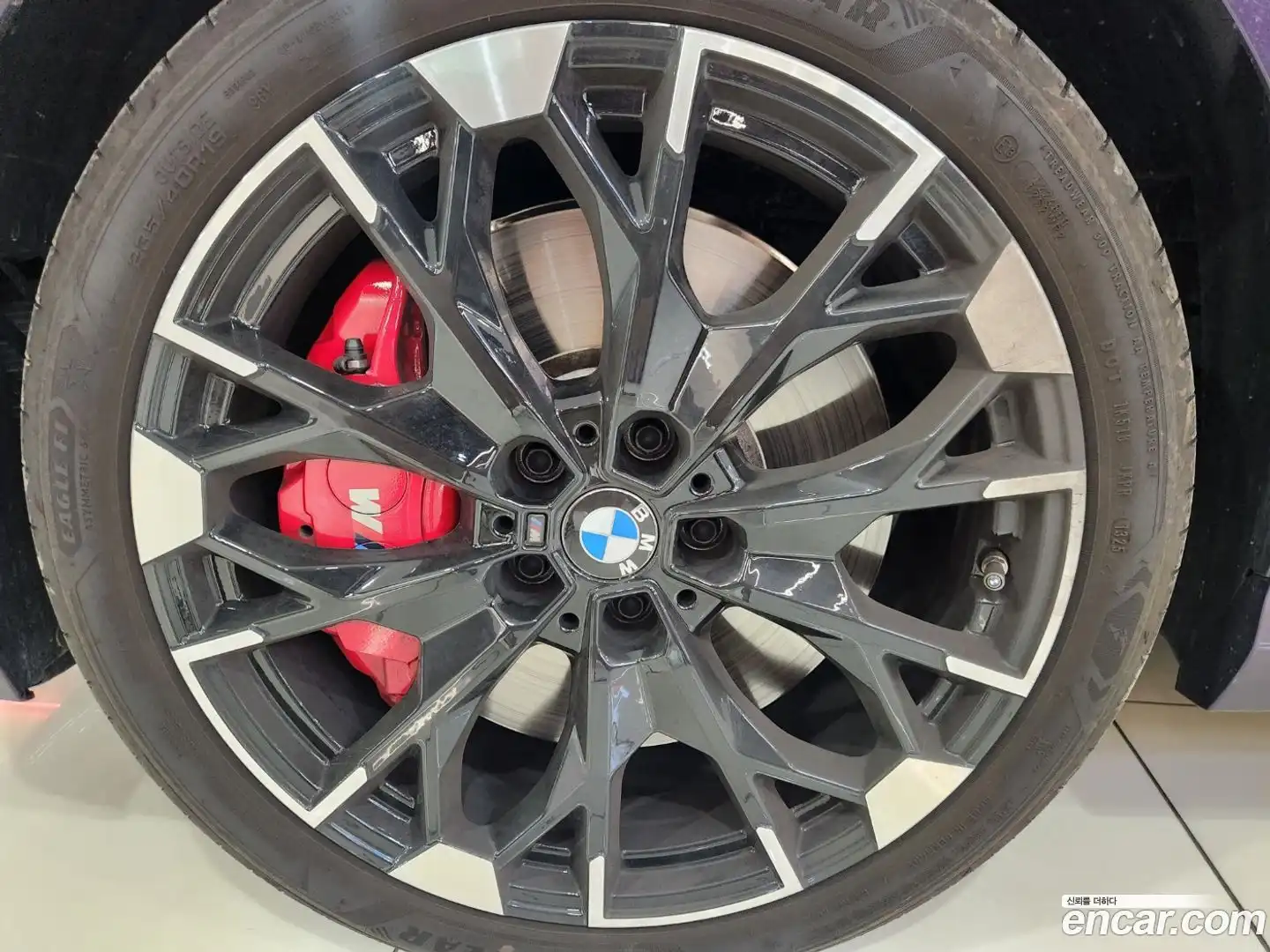 2-Series BMW 2025.10-OUTER-005