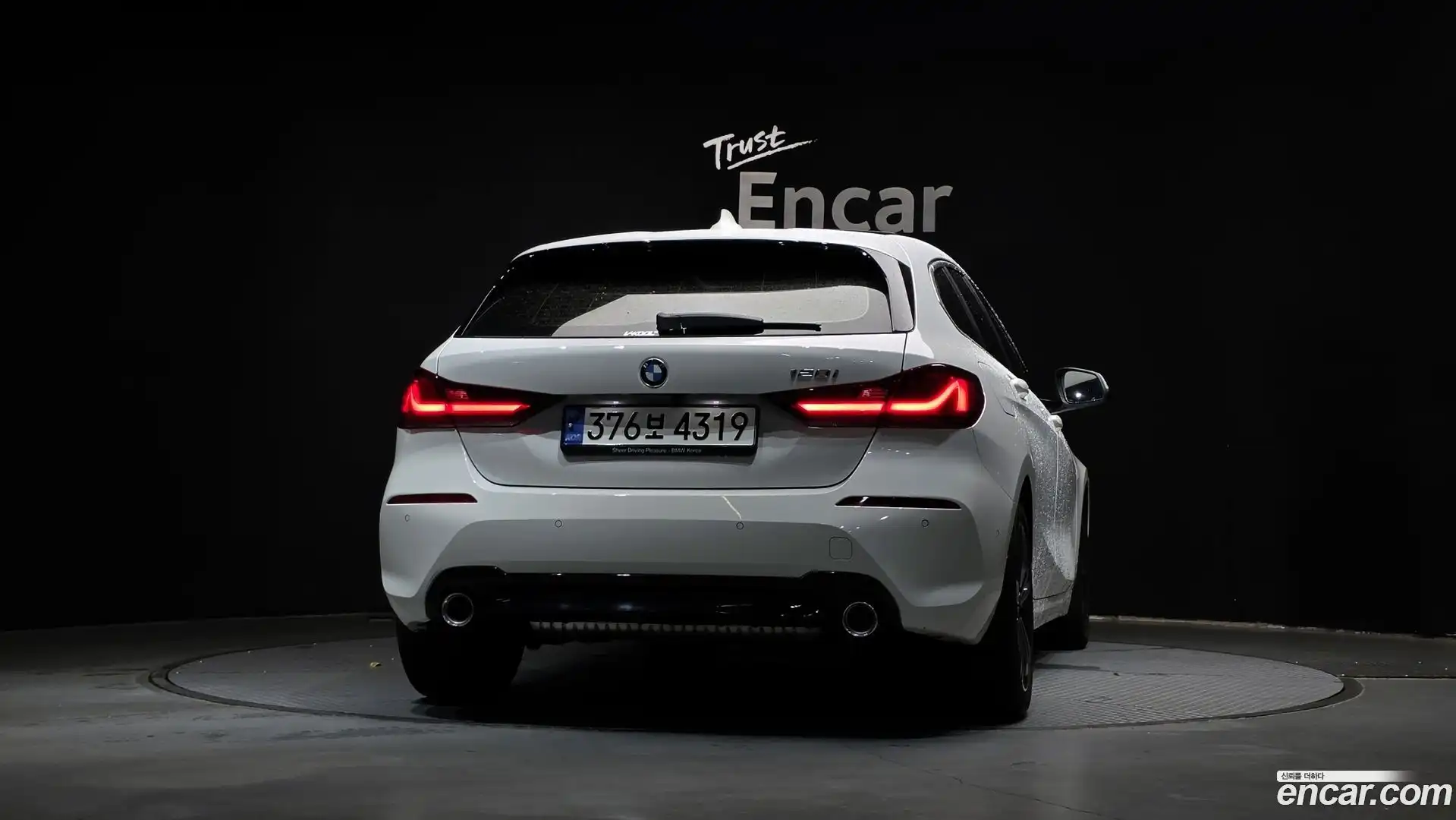 1-Series BMW 2022.5-OUTER-004