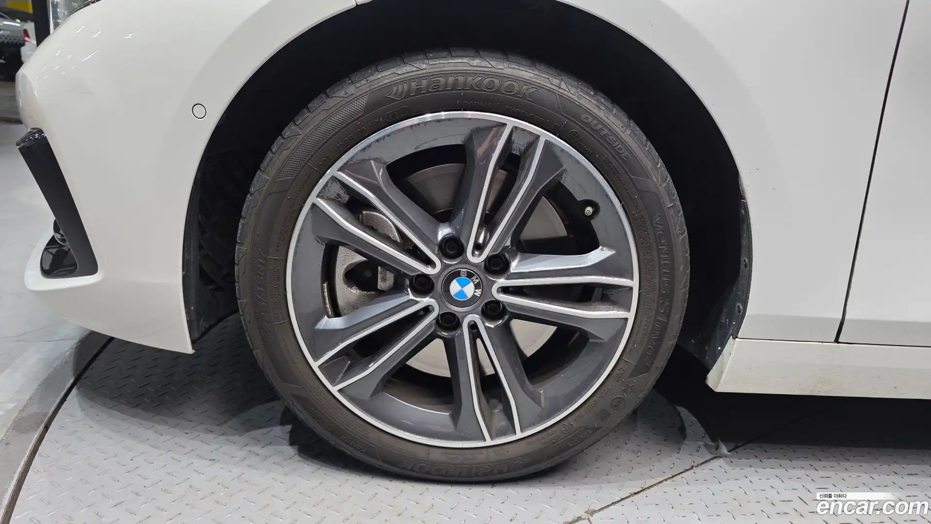 1-Series BMW 2022.5-OUTER-005