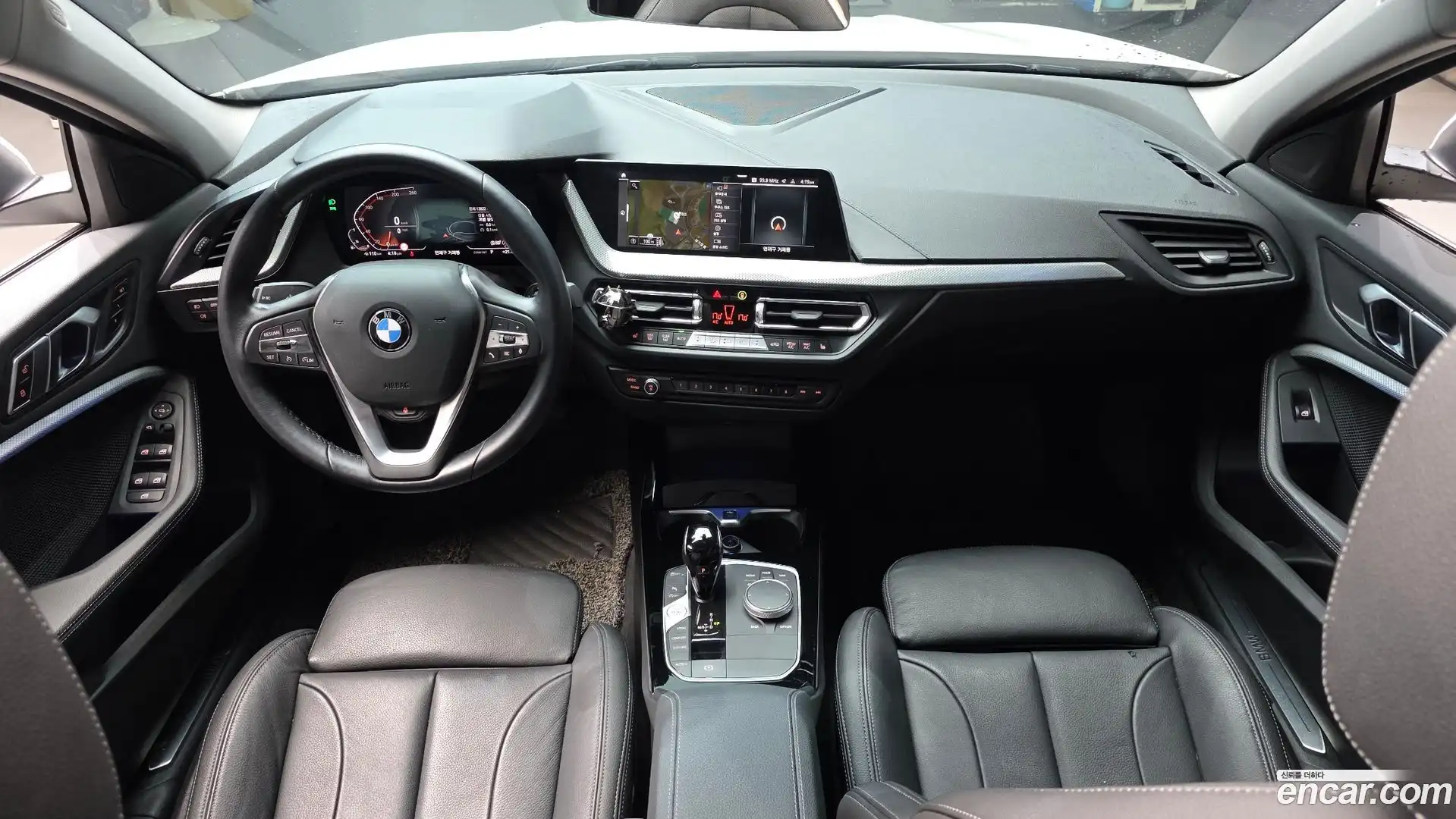 1-Series BMW 2022.5-INNER-007