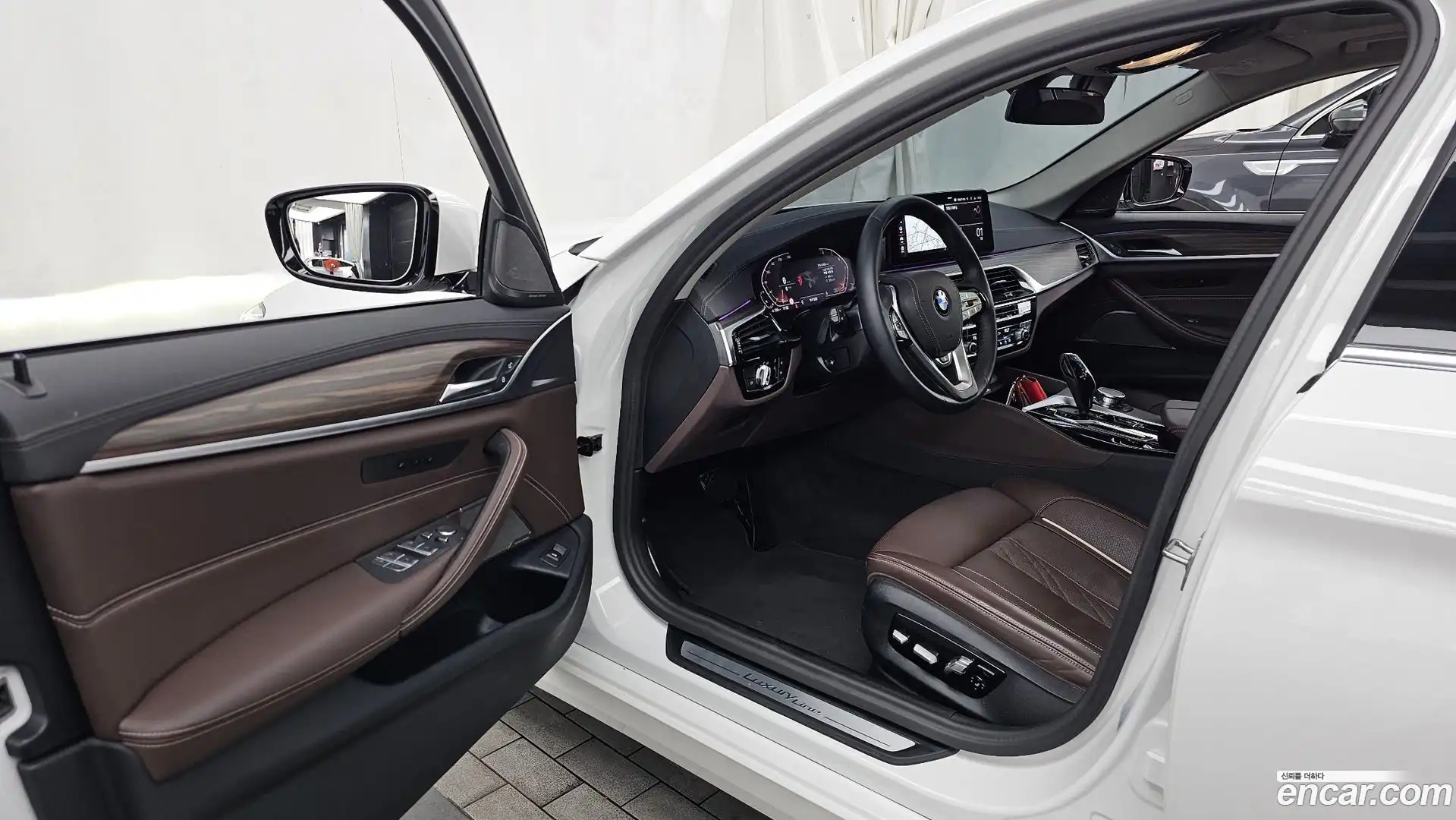 5-Series BMW 2023.5-INNER-010