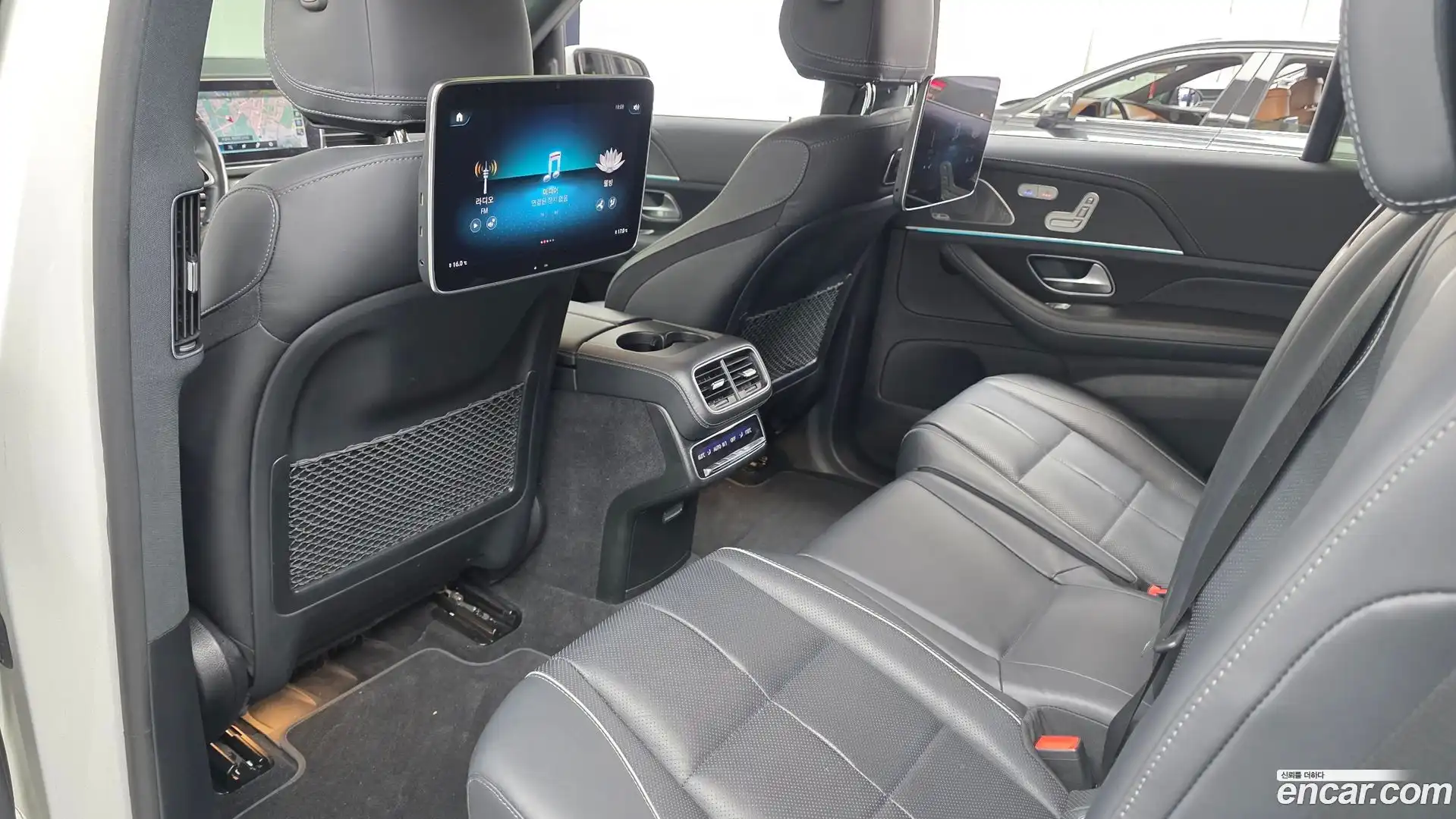GLS-Class Mercedes-Benz 2021.5-OPTION-023
