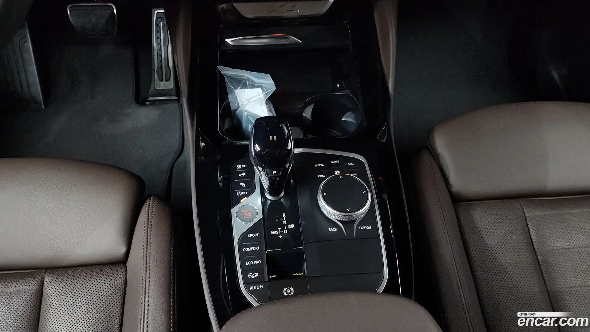 X4 BMW 2023.11-INNER-009