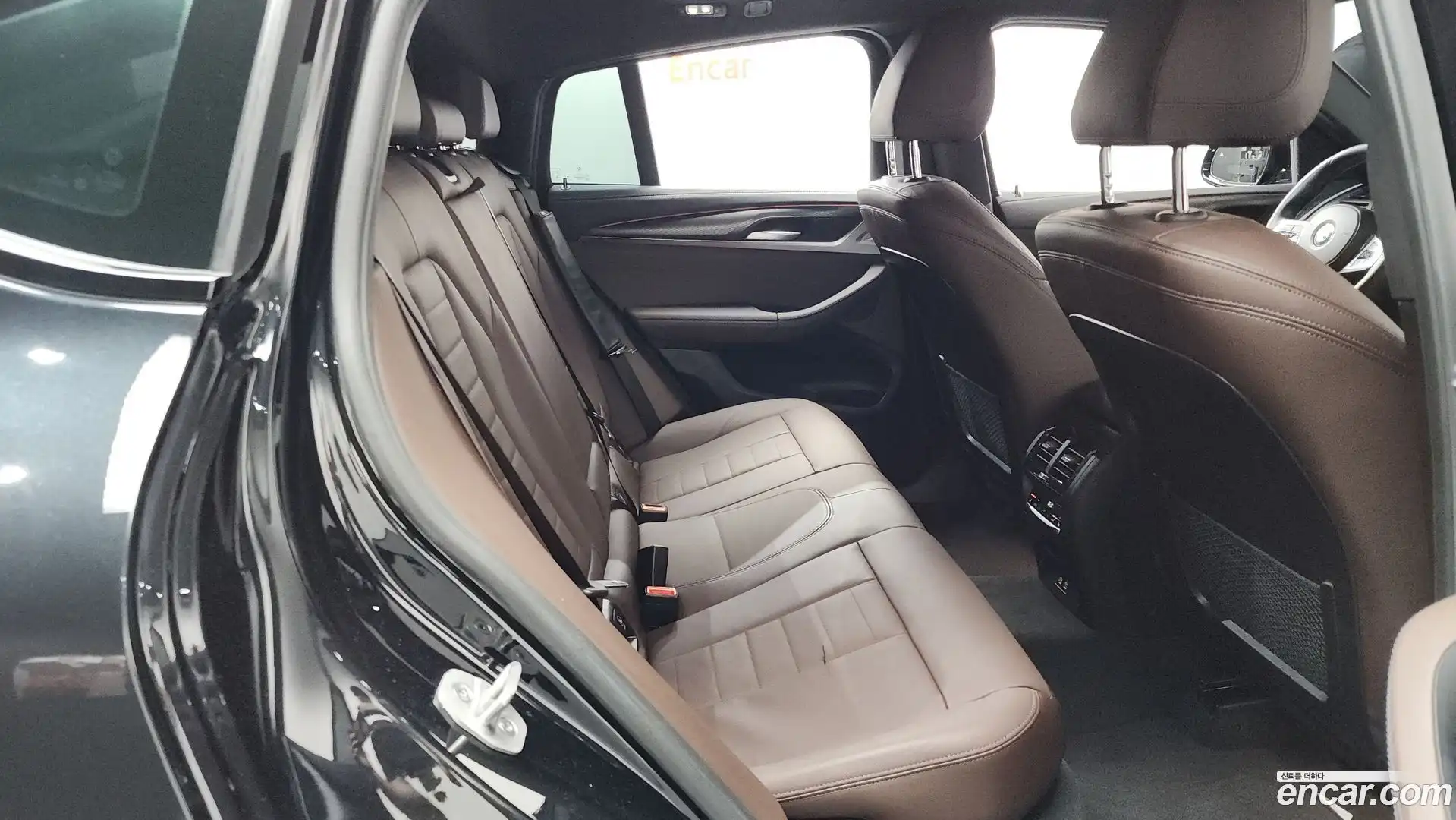 X4 BMW 2023.11-OPTION-015