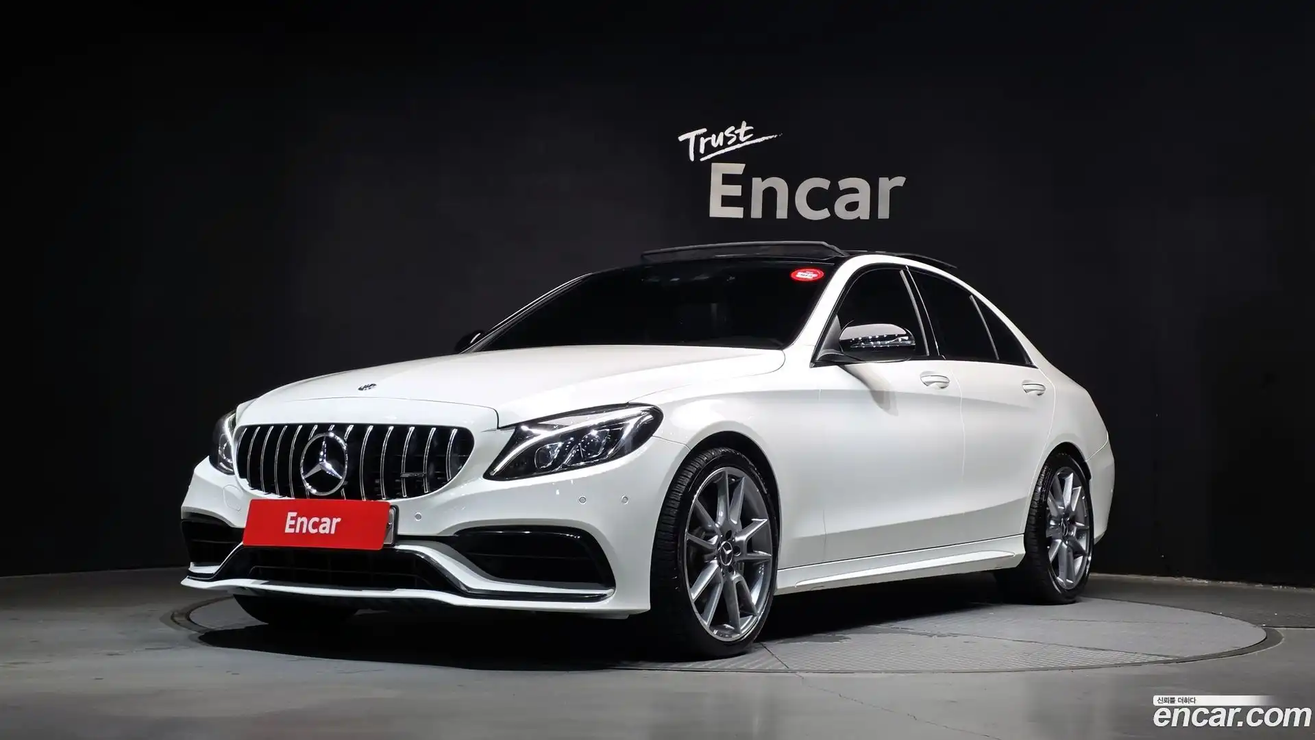 C-Class Mercedes-Benz 2017.11-OUTER-001