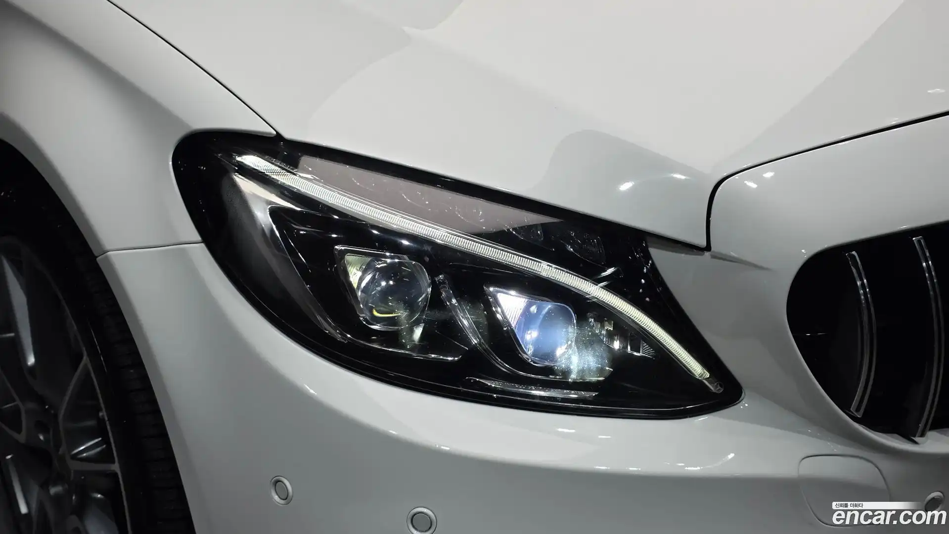 C-Class Mercedes-Benz 2017.11-OUTER-032