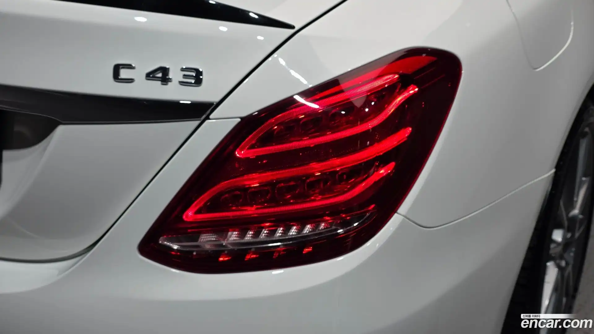 C-Class Mercedes-Benz 2017.11-OUTER-033