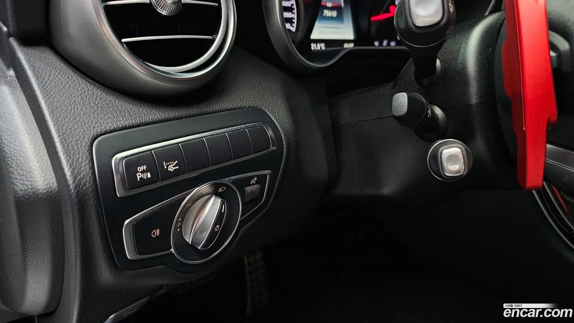 C-Class Mercedes-Benz 2017.11-OPTION-040