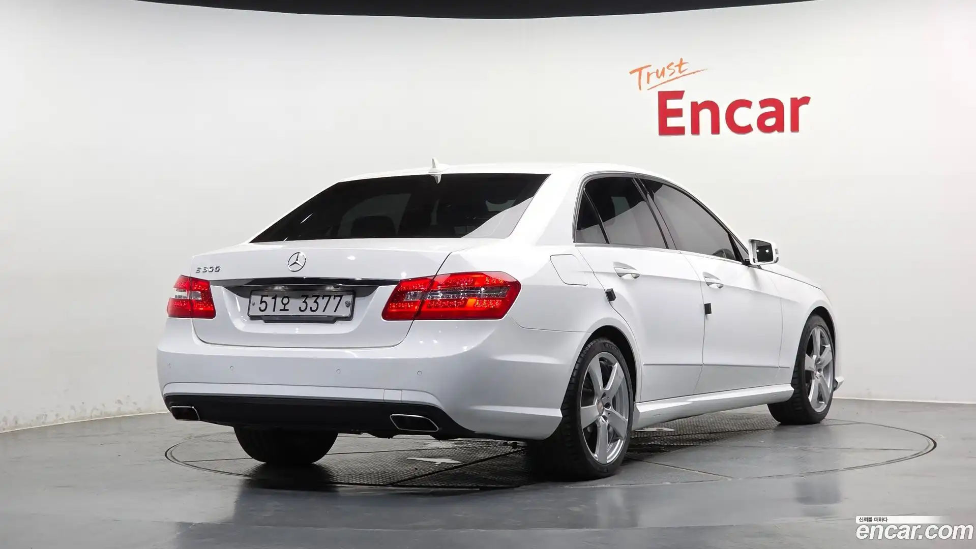 E-Class Mercedes-Benz 2013.2-OUTER-002