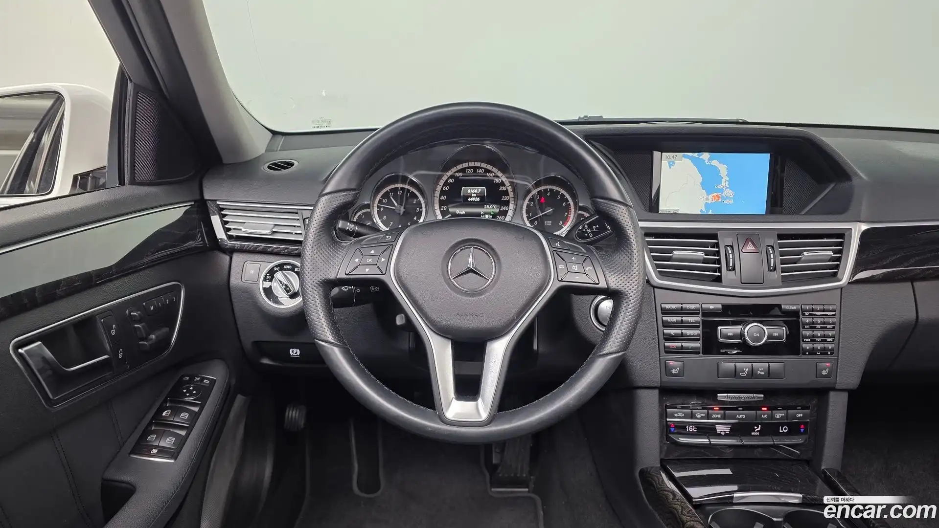E-Class Mercedes-Benz 2013.2-OPTION-017