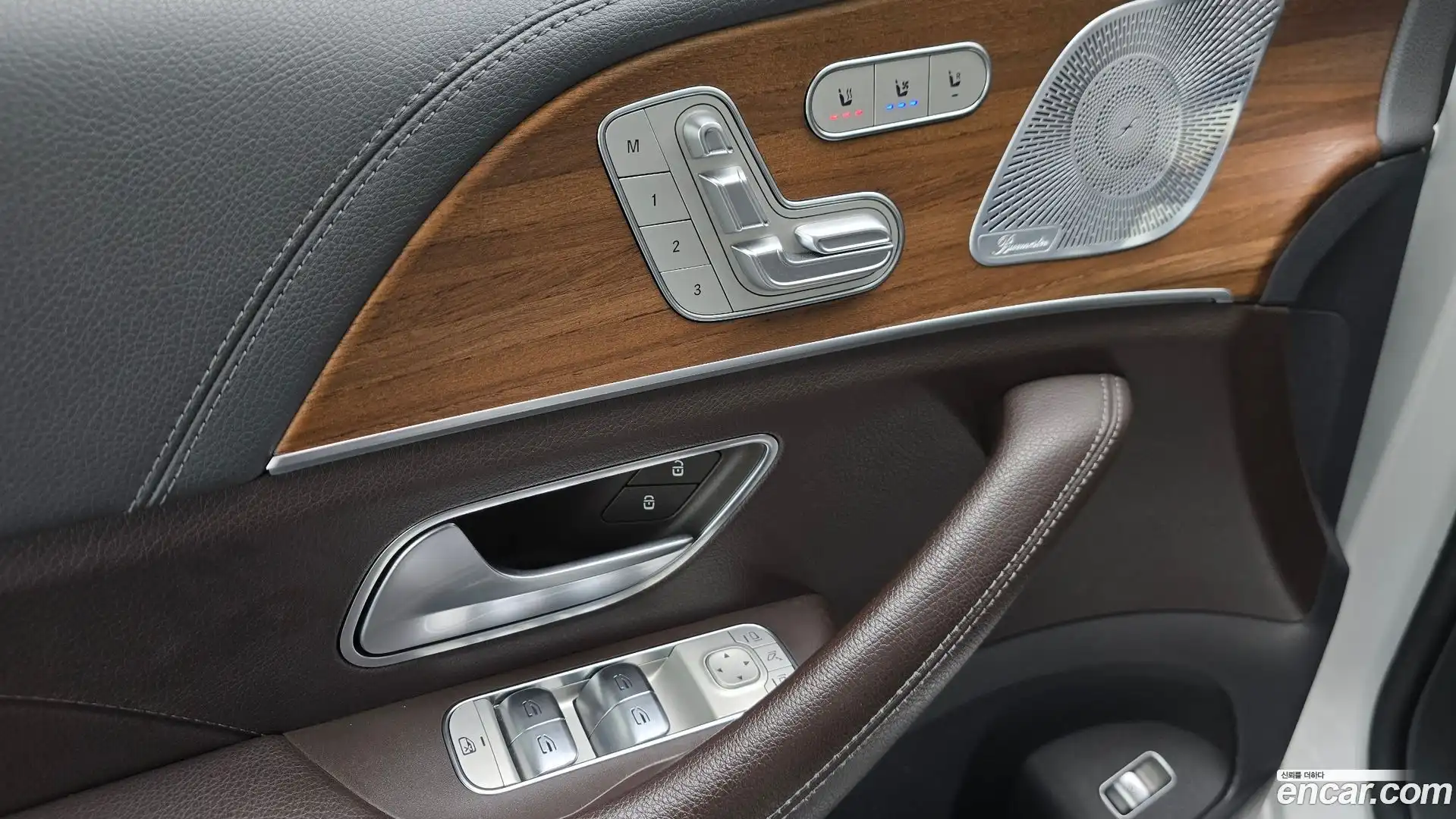 GLE-Class Mercedes-Benz 2020.4-OPTION-019