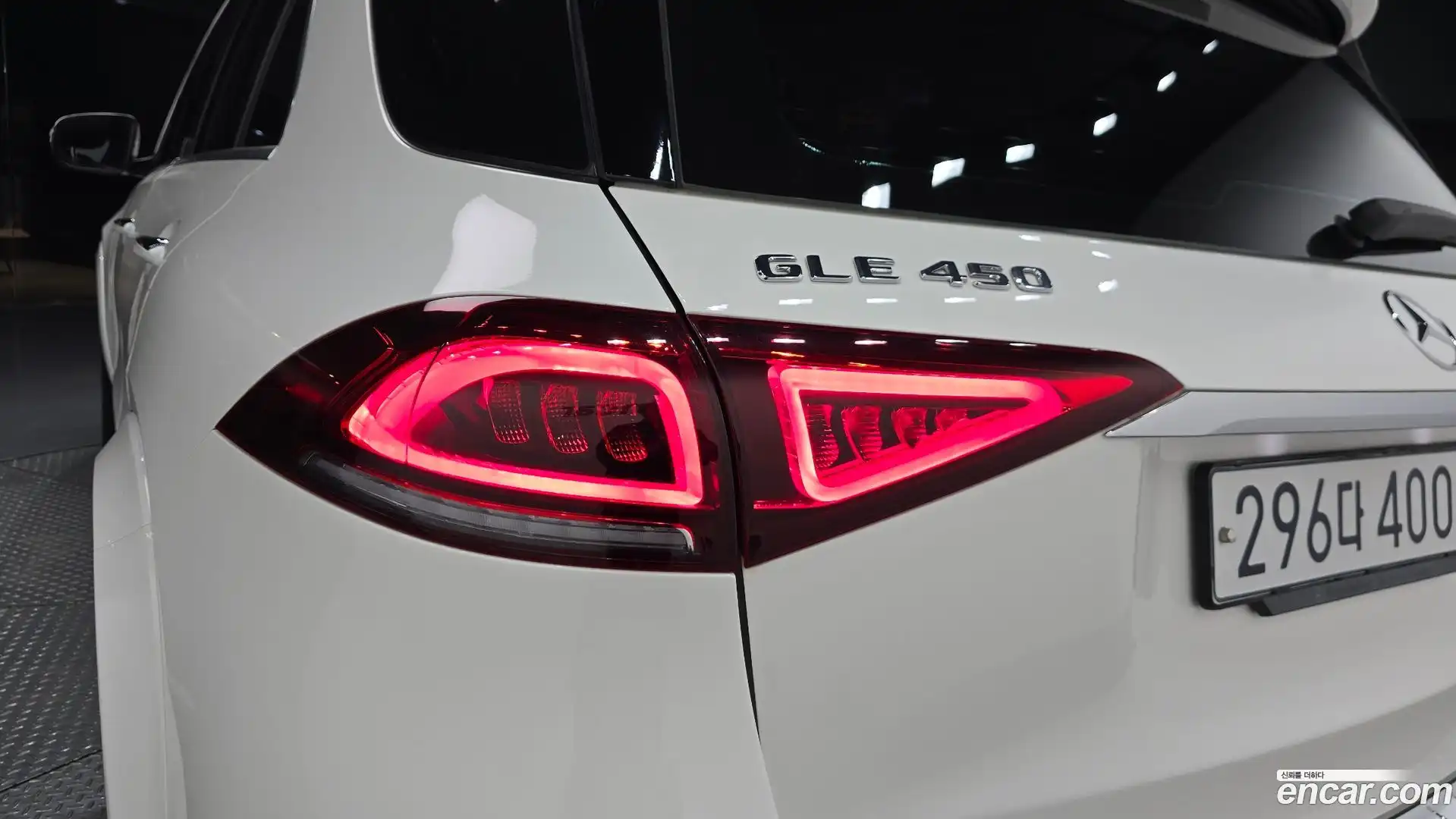 GLE-Class Mercedes-Benz 2020.4-OUTER-033