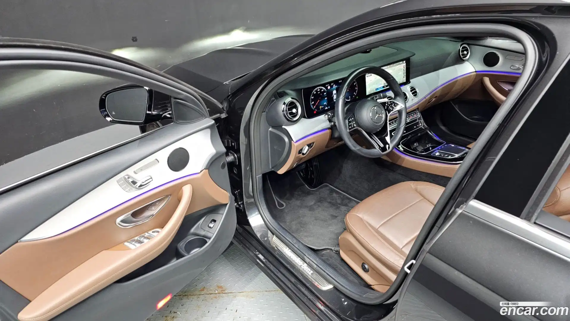 E-Class Mercedes-Benz 2021.3-INNER-010