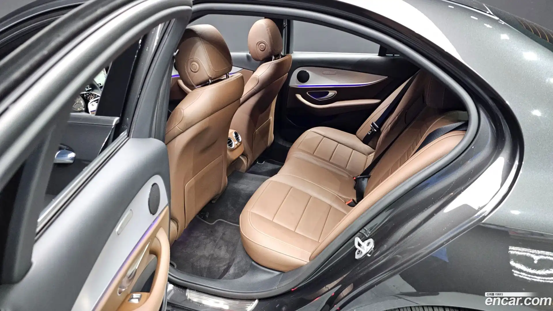 E-Class Mercedes-Benz 2021.3-OPTION-015