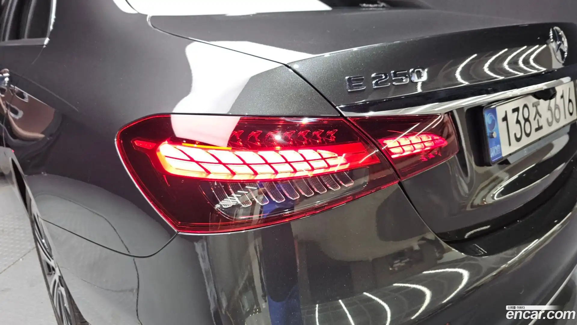 E-Class Mercedes-Benz 2021.3-OUTER-033